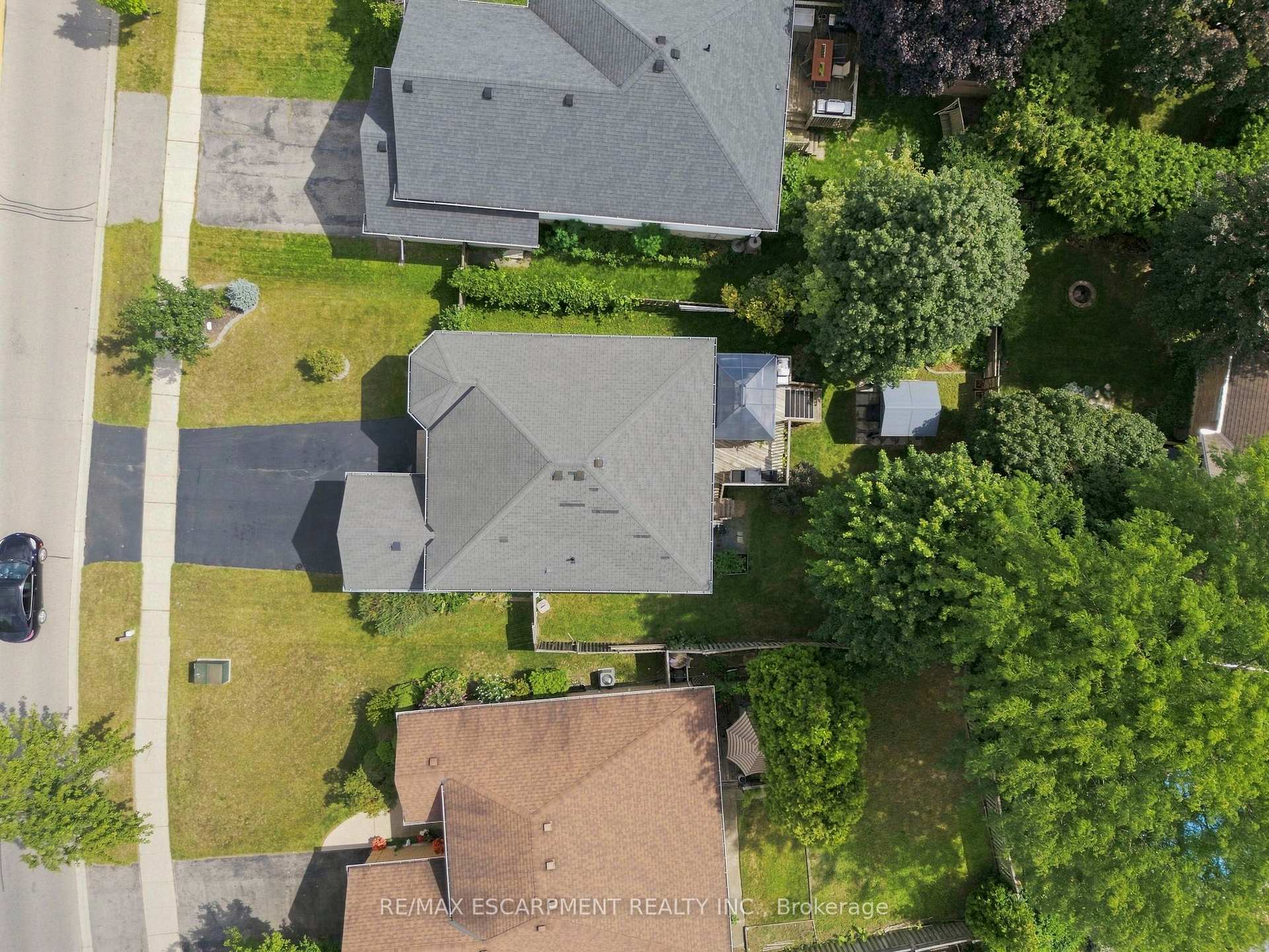 Photo 41 of 94 Kent Road, Brantford, Greenbrier — HOMEH
