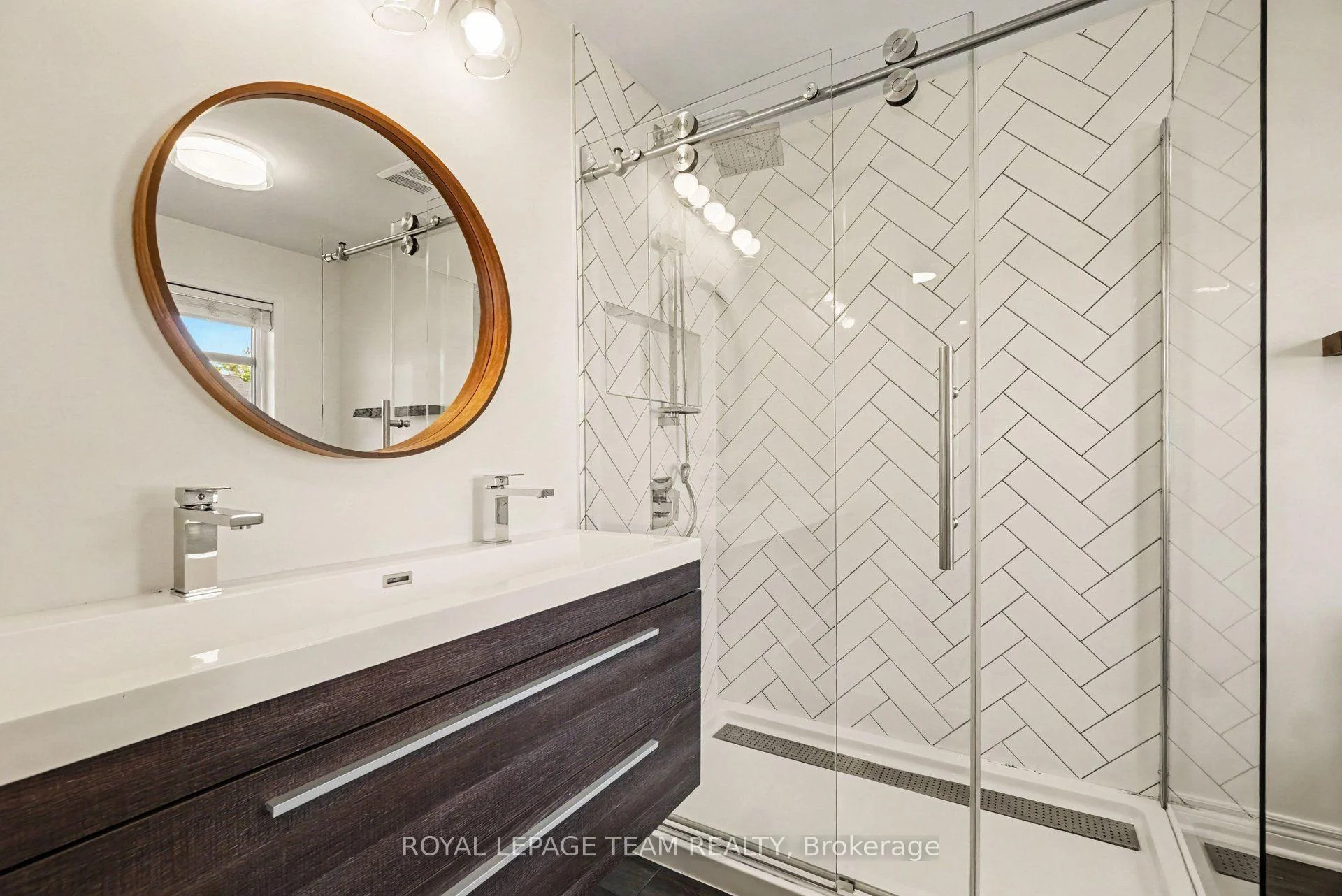 Photo 12 of 4419 Goldeneye Way, Ottawa, Riverside South/Gloucester Glen — HOMEH