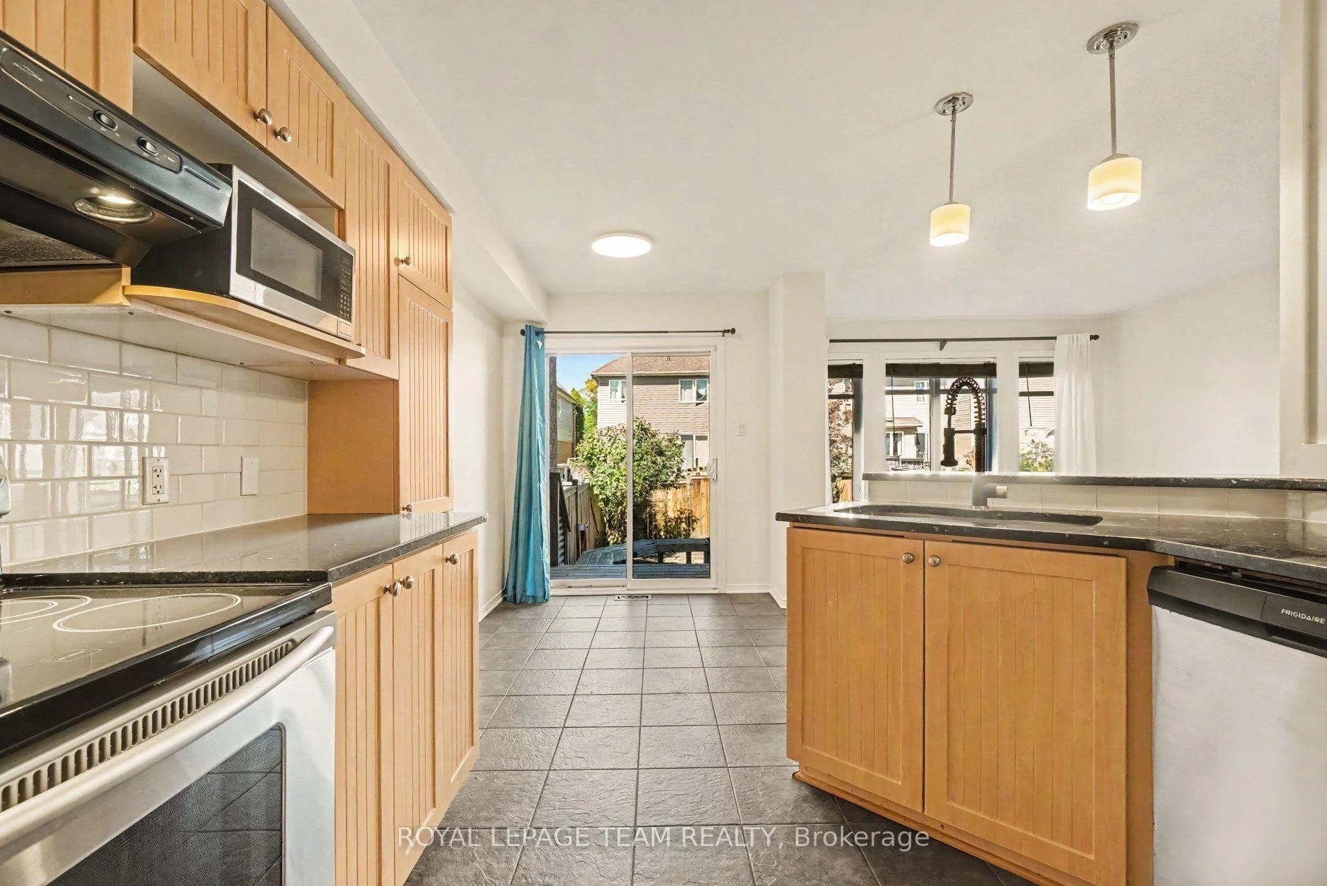Photo 39 of 4419 Goldeneye Way, Ottawa, Riverside South/Gloucester Glen — HOMEH