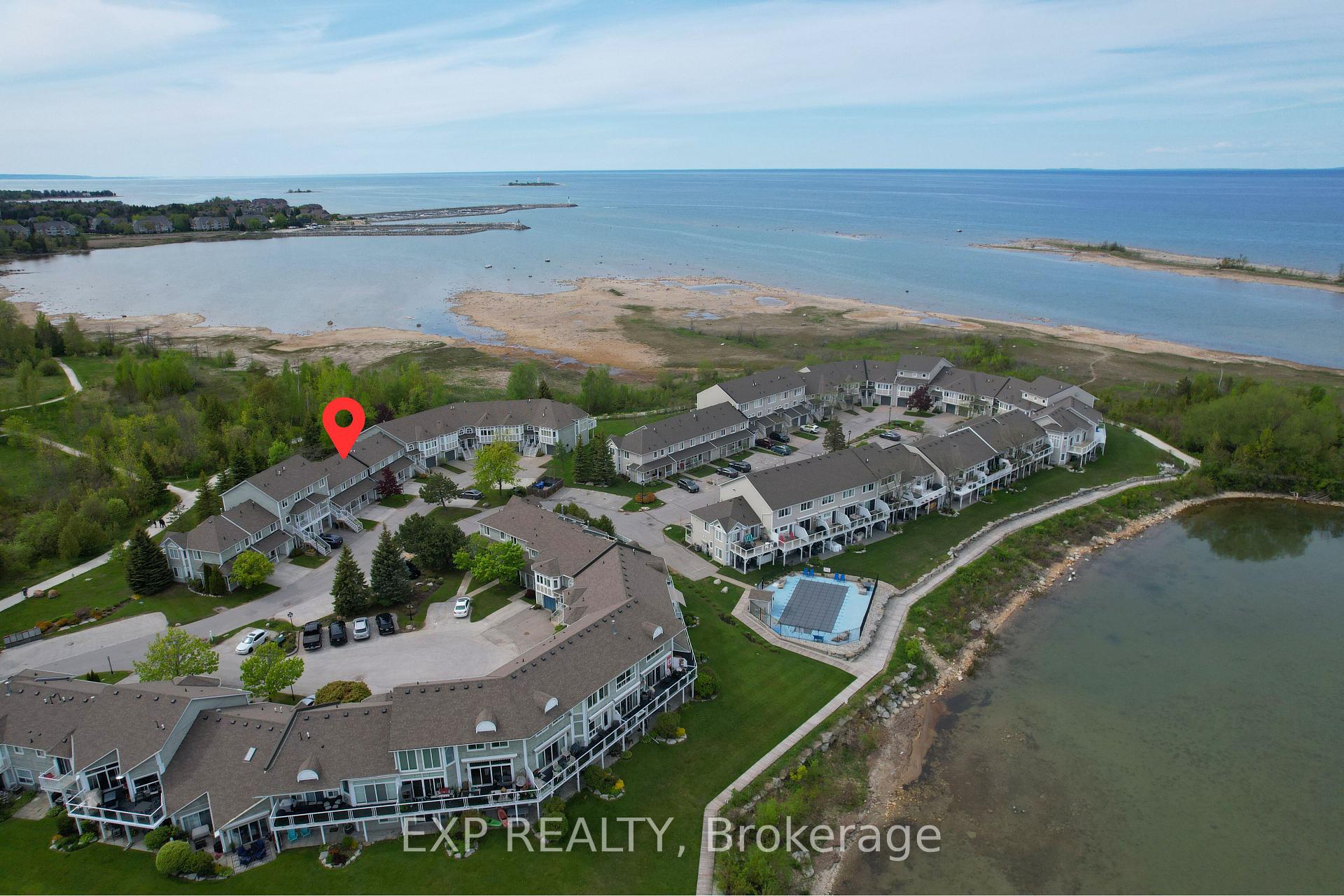 Photo 1 of 22 Cranberry Surf, Collingwood — HOMEH