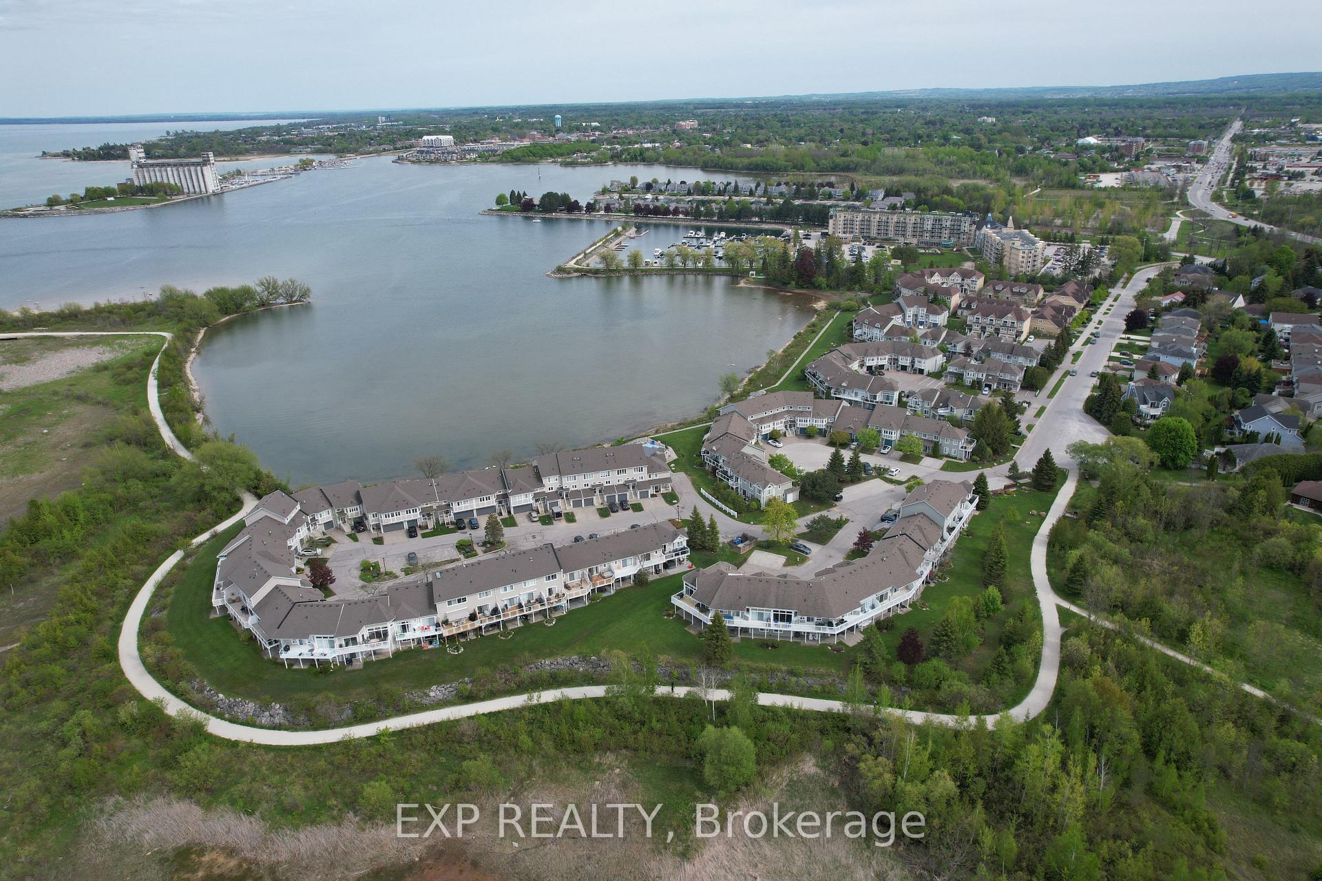 Photo 48 of 22 Cranberry Surf, Collingwood — HOMEH