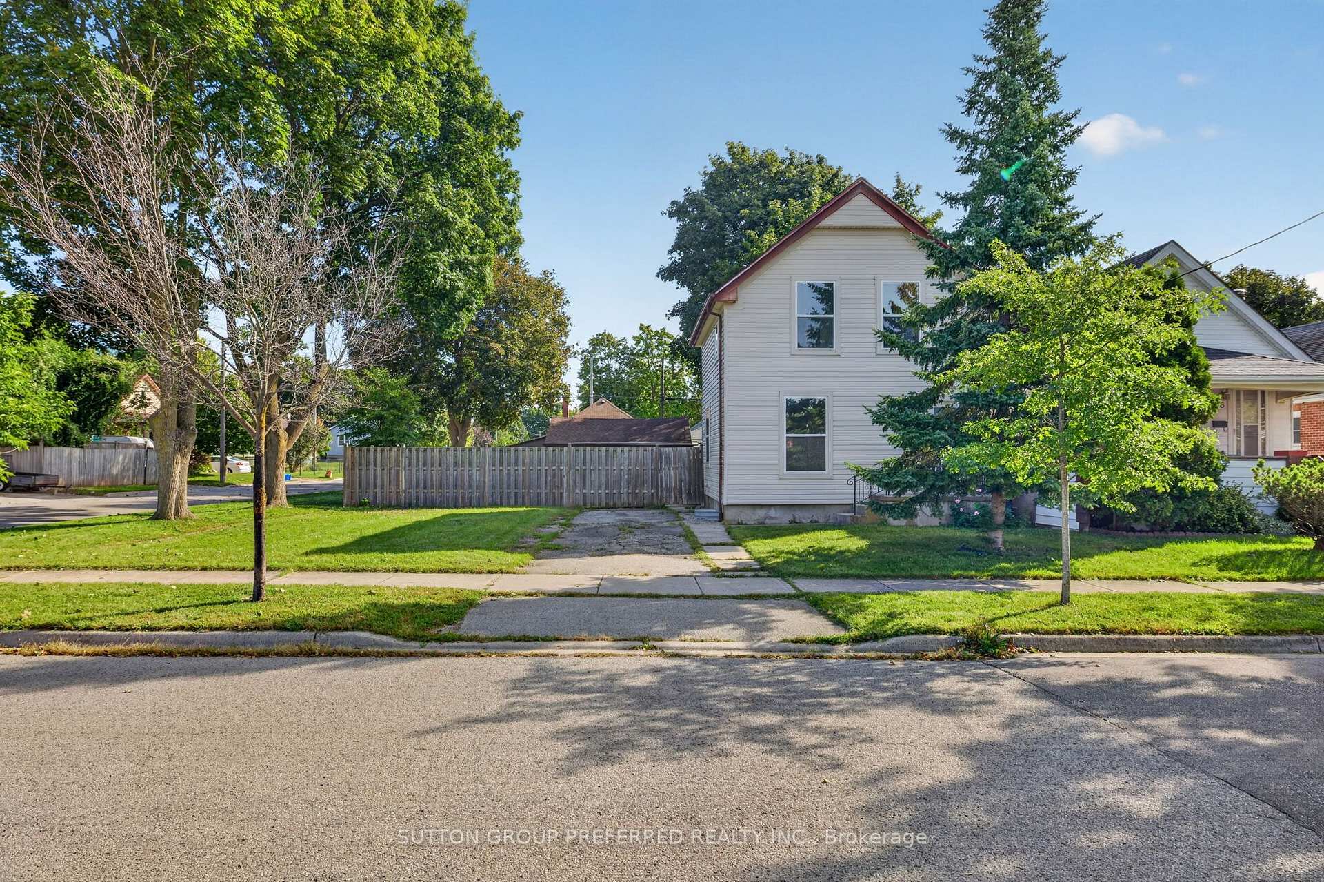Photo of 118 Delaware Street