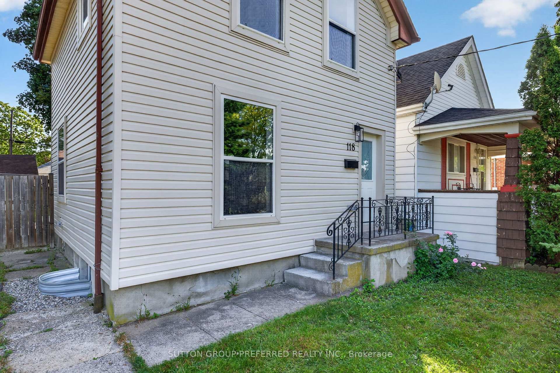 Photo 6 of 118 Delaware Street, London, East M — HOMEH