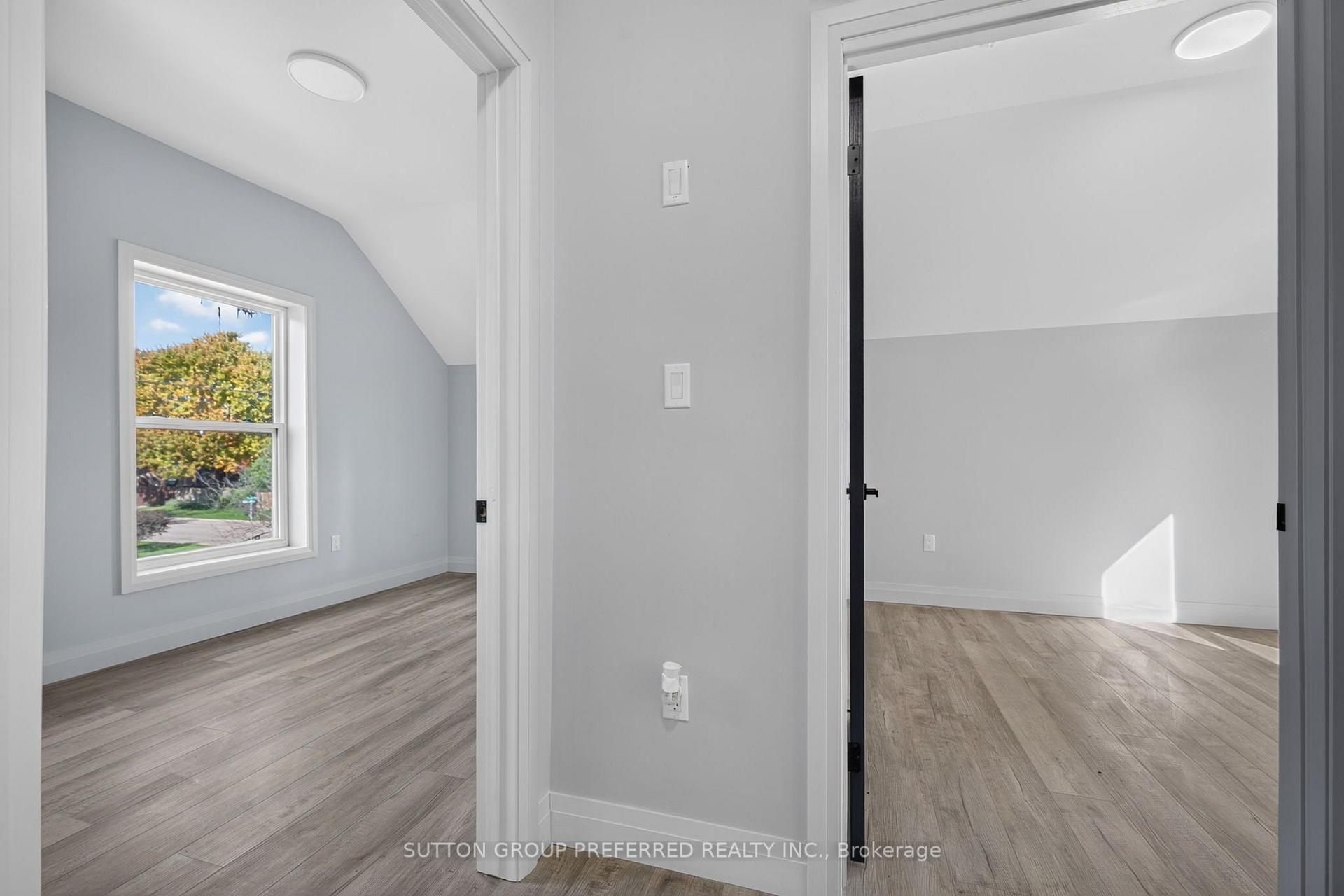 Photo 29 of 118 Delaware Street, London, East M — HOMEH