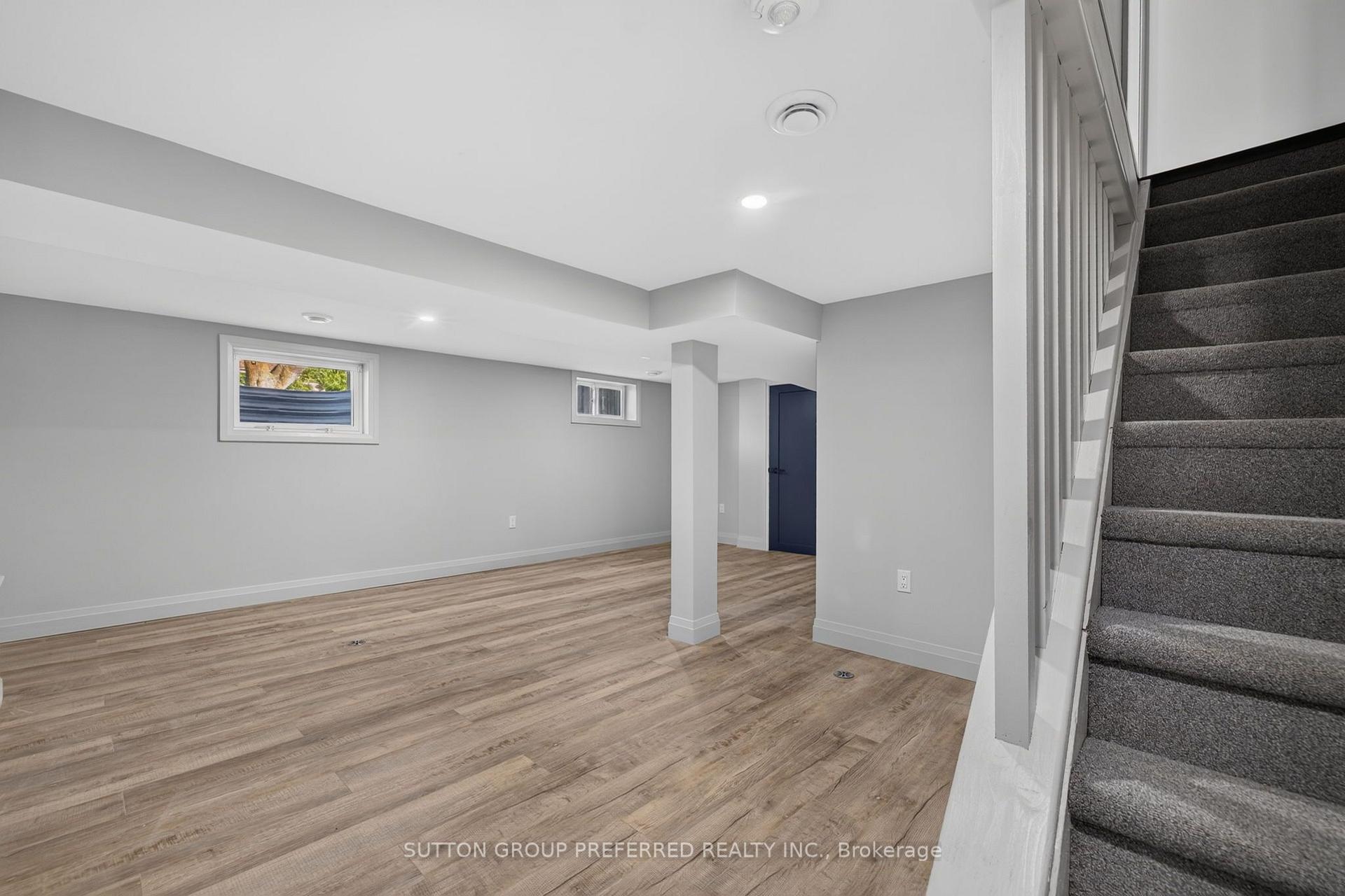 Photo 30 of 118 Delaware Street, London, East M — HOMEH