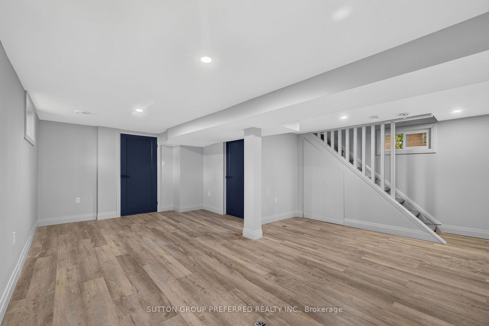 Photo 31 of 118 Delaware Street, London, East M — HOMEH