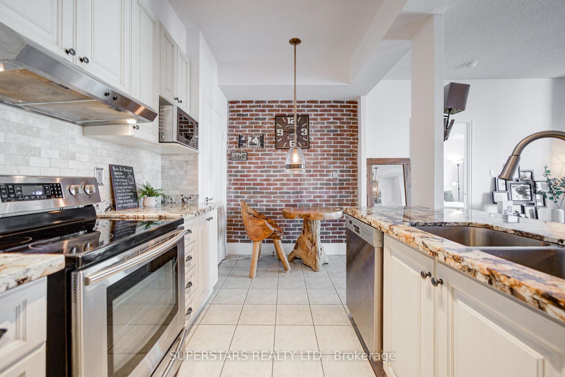 Photo 9 of Unit #2002, 188 Doris Avenue, North York, Willowdale East — HOMEH