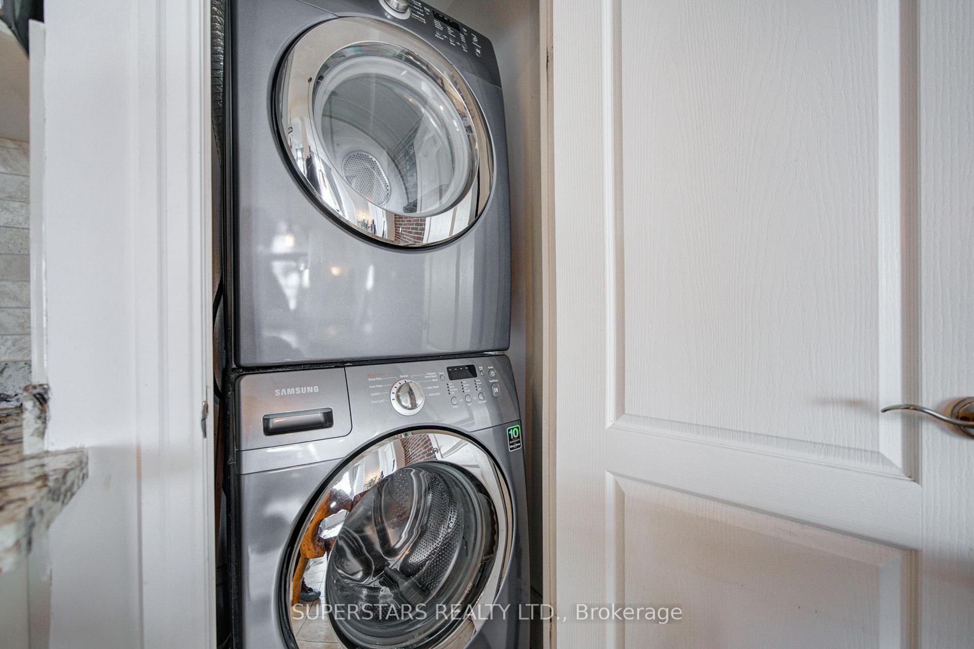 Photo 16 of Unit #2002, 188 Doris Avenue, North York, Willowdale East — HOMEH