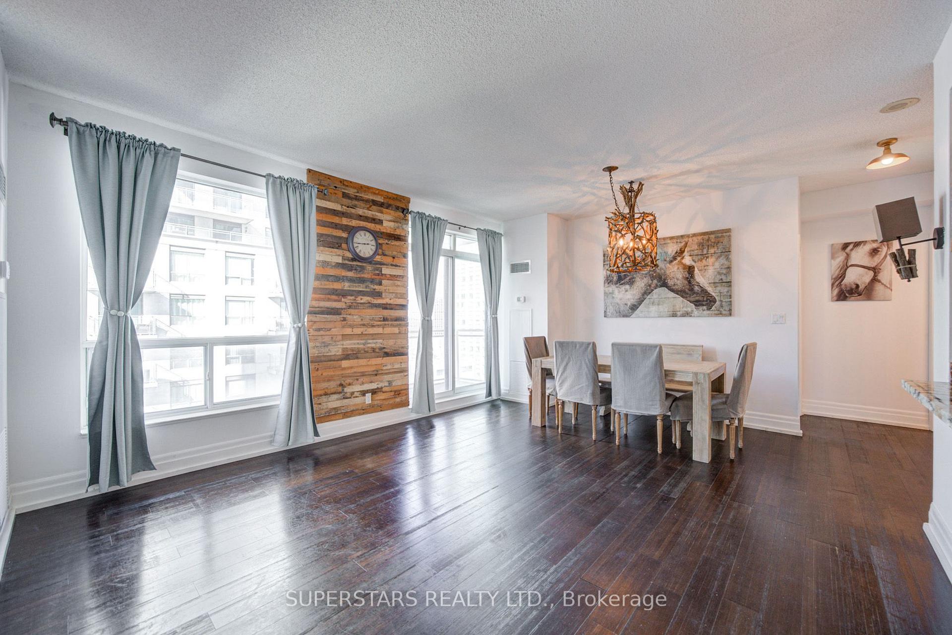 Photo 23 of Unit #2002, 188 Doris Avenue, North York, Willowdale East — HOMEH