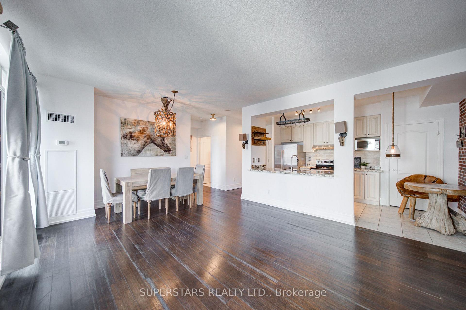 Photo 24 of Unit #2002, 188 Doris Avenue, North York, Willowdale East — HOMEH