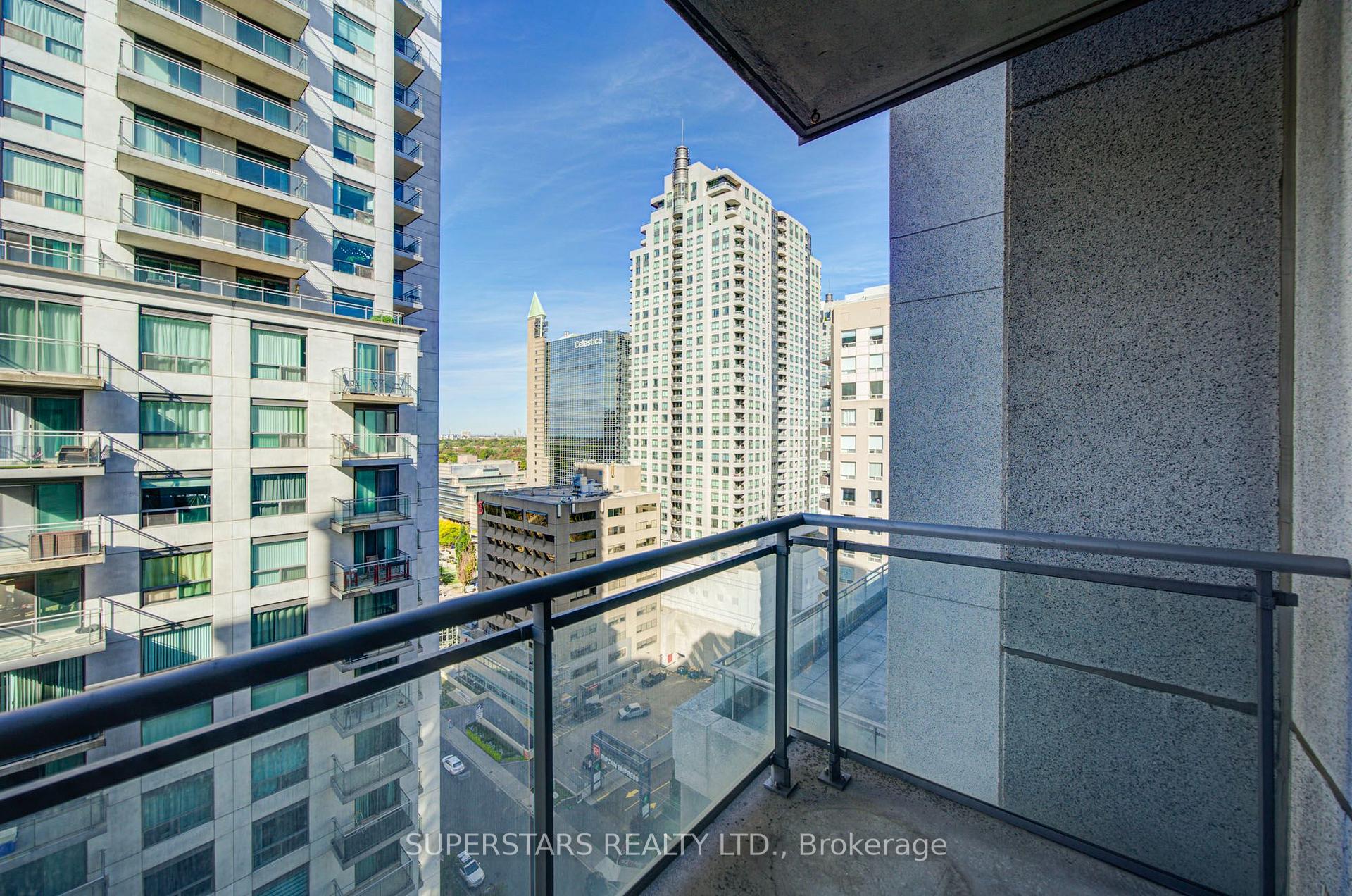 Photo 38 of Unit #2002, 188 Doris Avenue, North York, Willowdale East — HOMEH