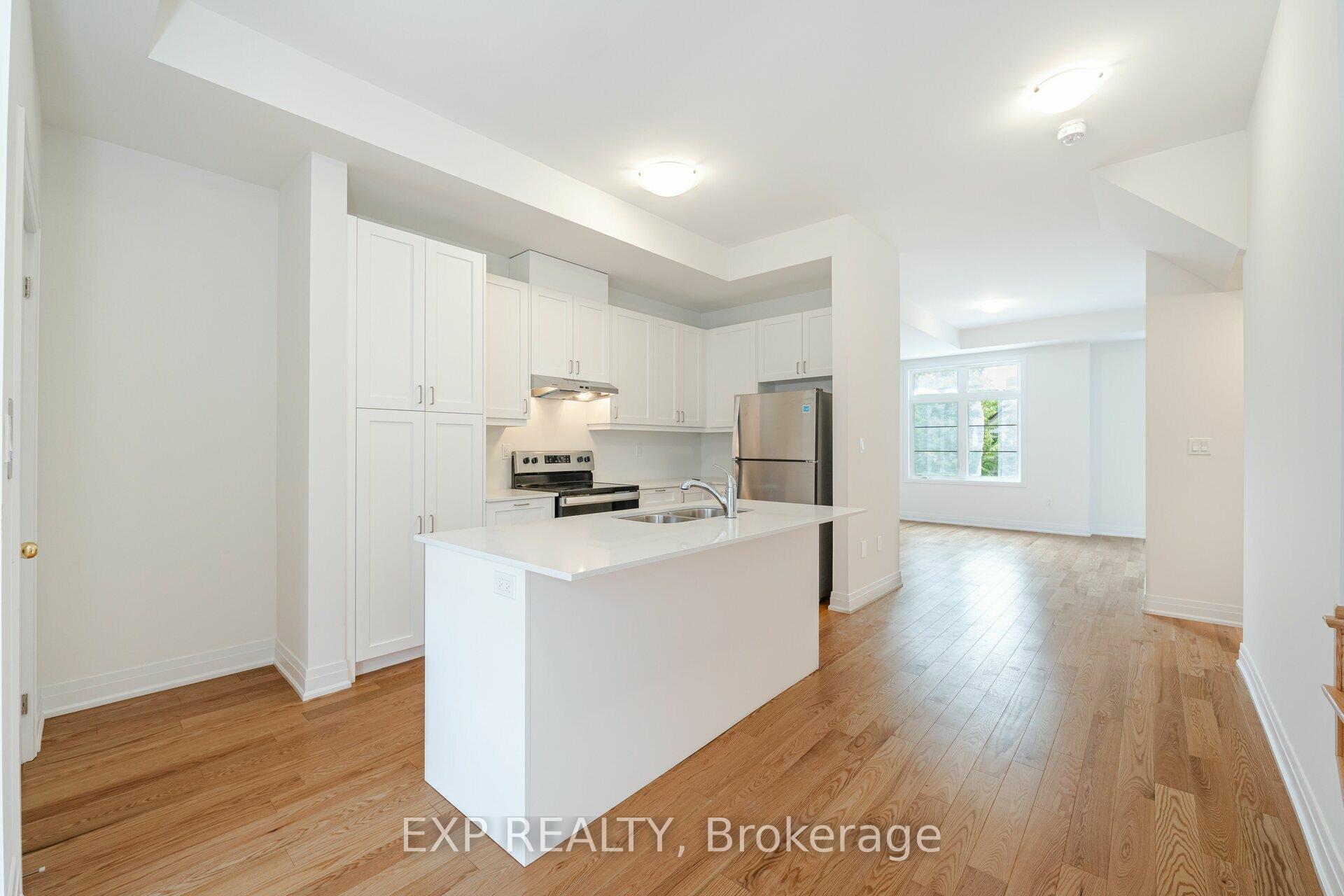 Photo 14 of 209 Wyndham Street, Mississauga, Streetsville — HOMEH