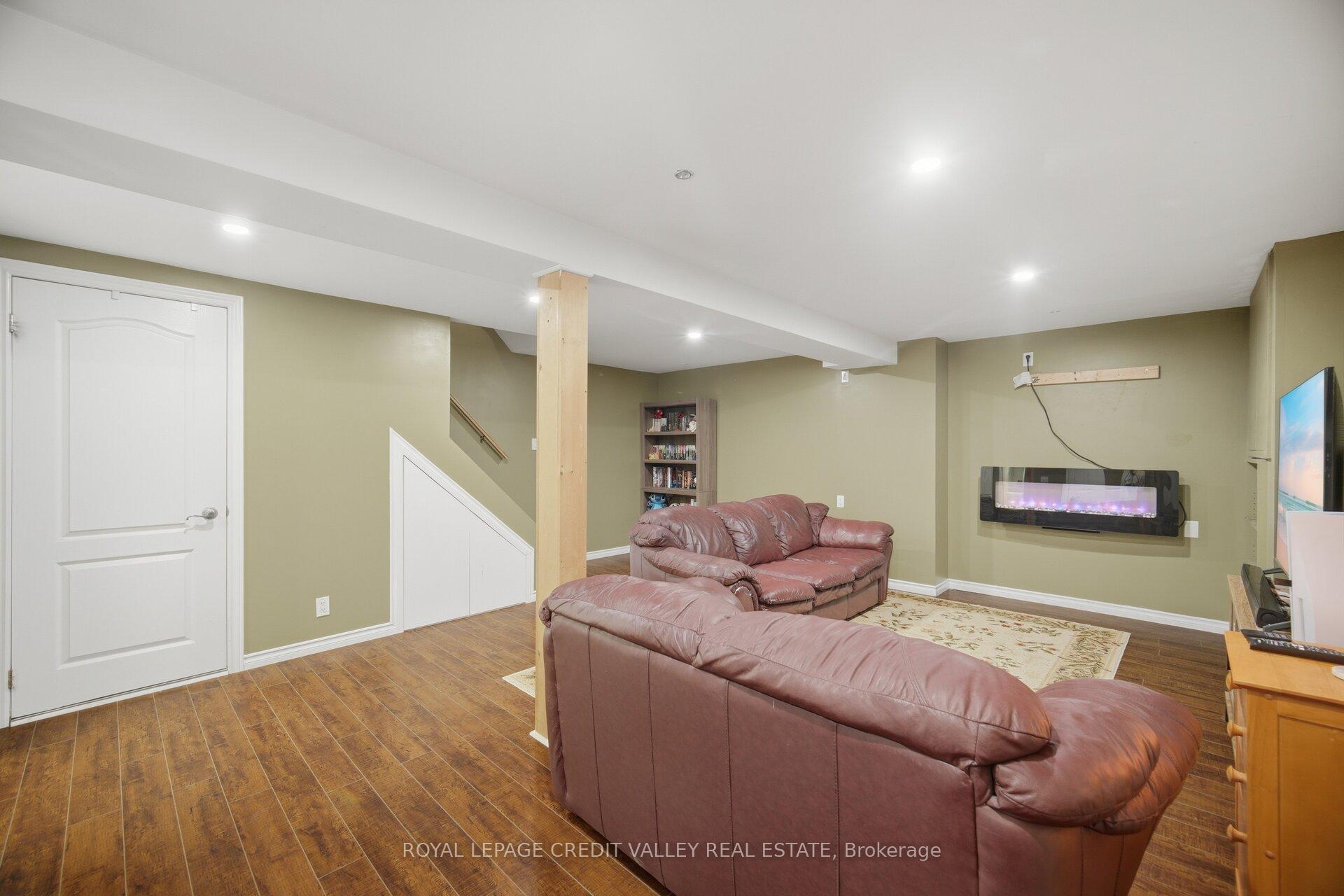 Photo 26 of Unit 4, 2 Parkview Drive, Orangeville — HOMEH