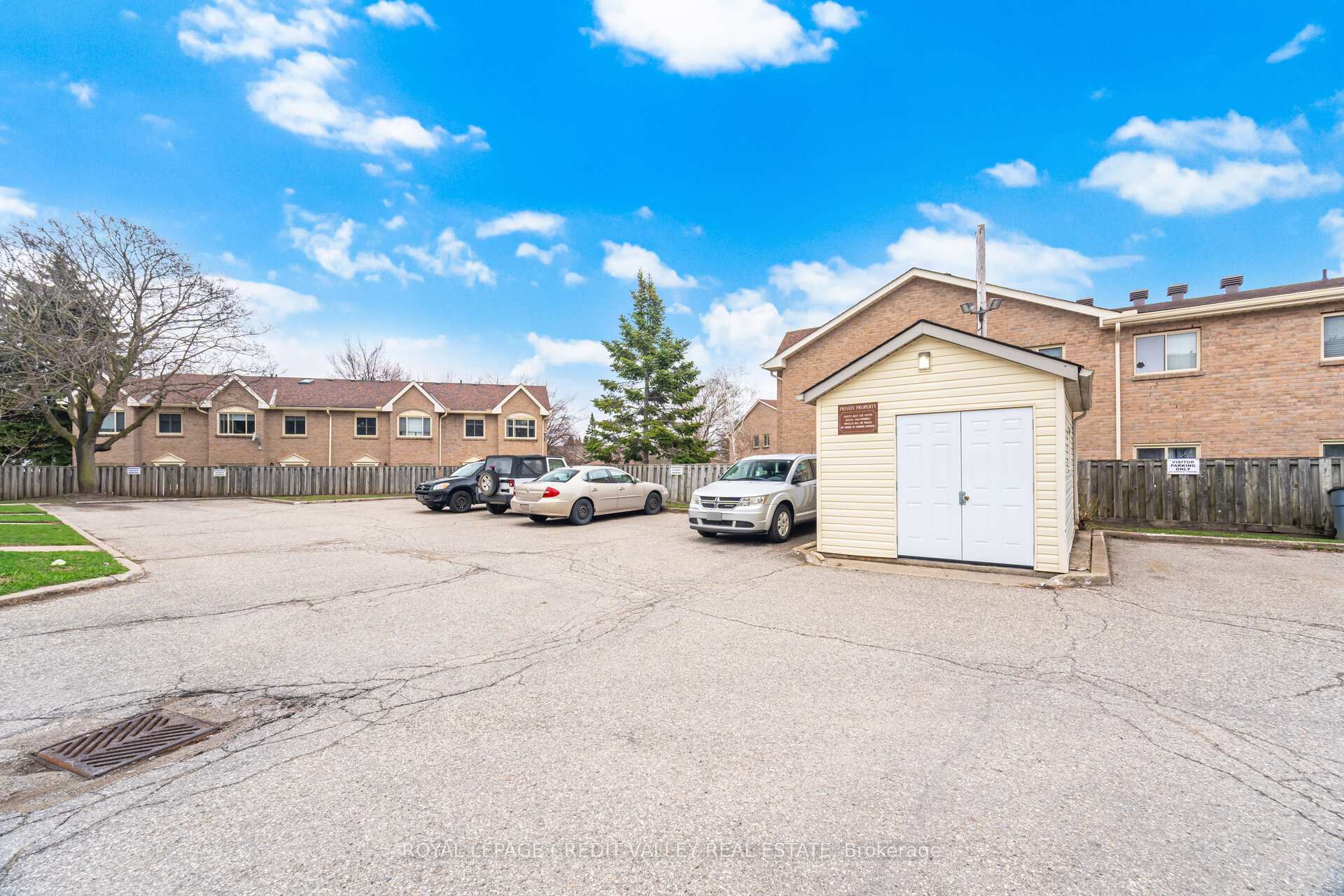 Photo 30 of Unit 4, 2 Parkview Drive, Orangeville — HOMEH