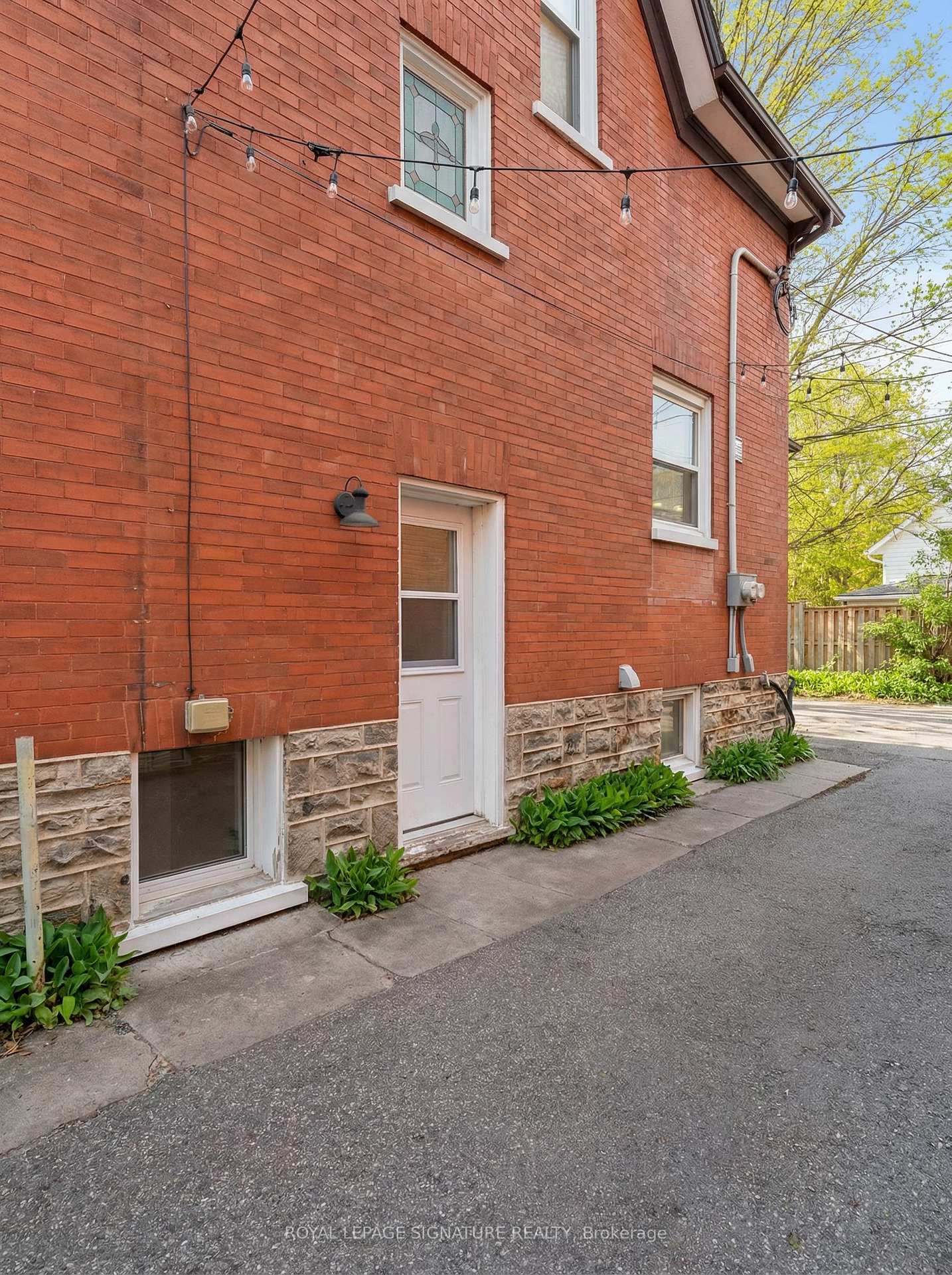 Photo 19 of 58 Hohner Avenue, Kitchener, Auditorium — HOMEH