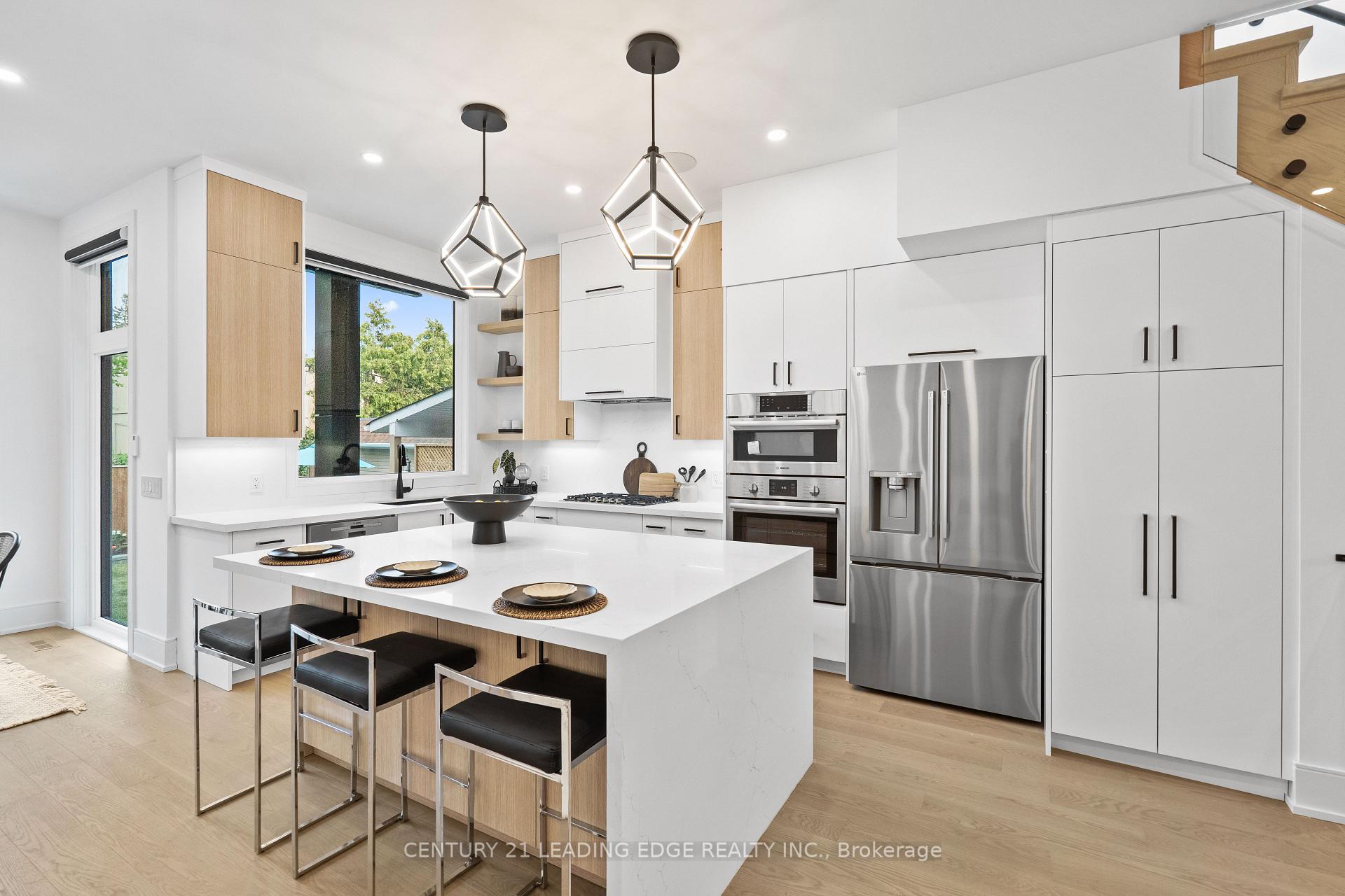 Photo 9 of 147 Durant Avenue, Toronto, East York — HOMEH