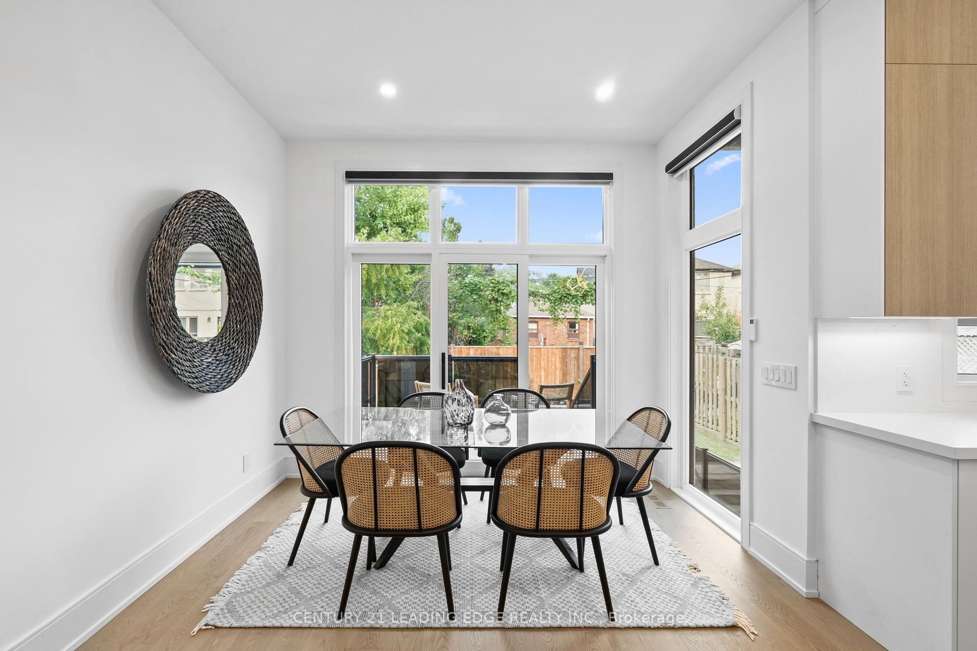 Photo 12 of 147 Durant Avenue, Toronto, East York — HOMEH