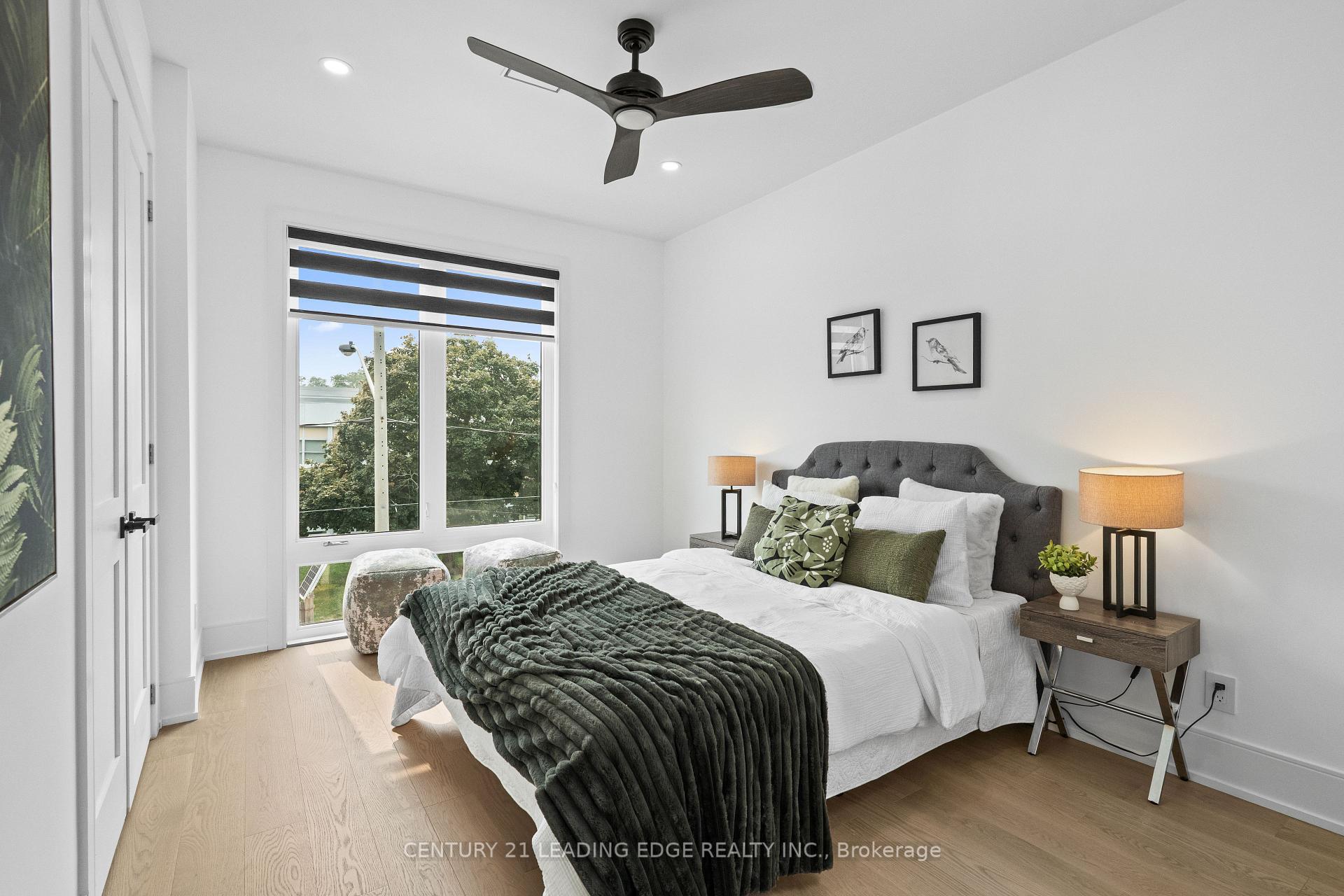 Photo 28 of 147 Durant Avenue, Toronto, East York — HOMEH