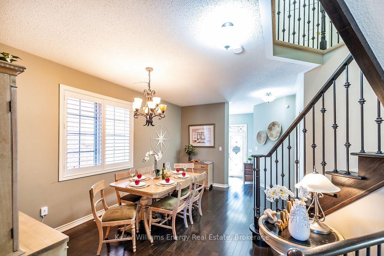 Photo 8 of 409 Harris Street, Whitby, Downtown Whitby — HOMEH