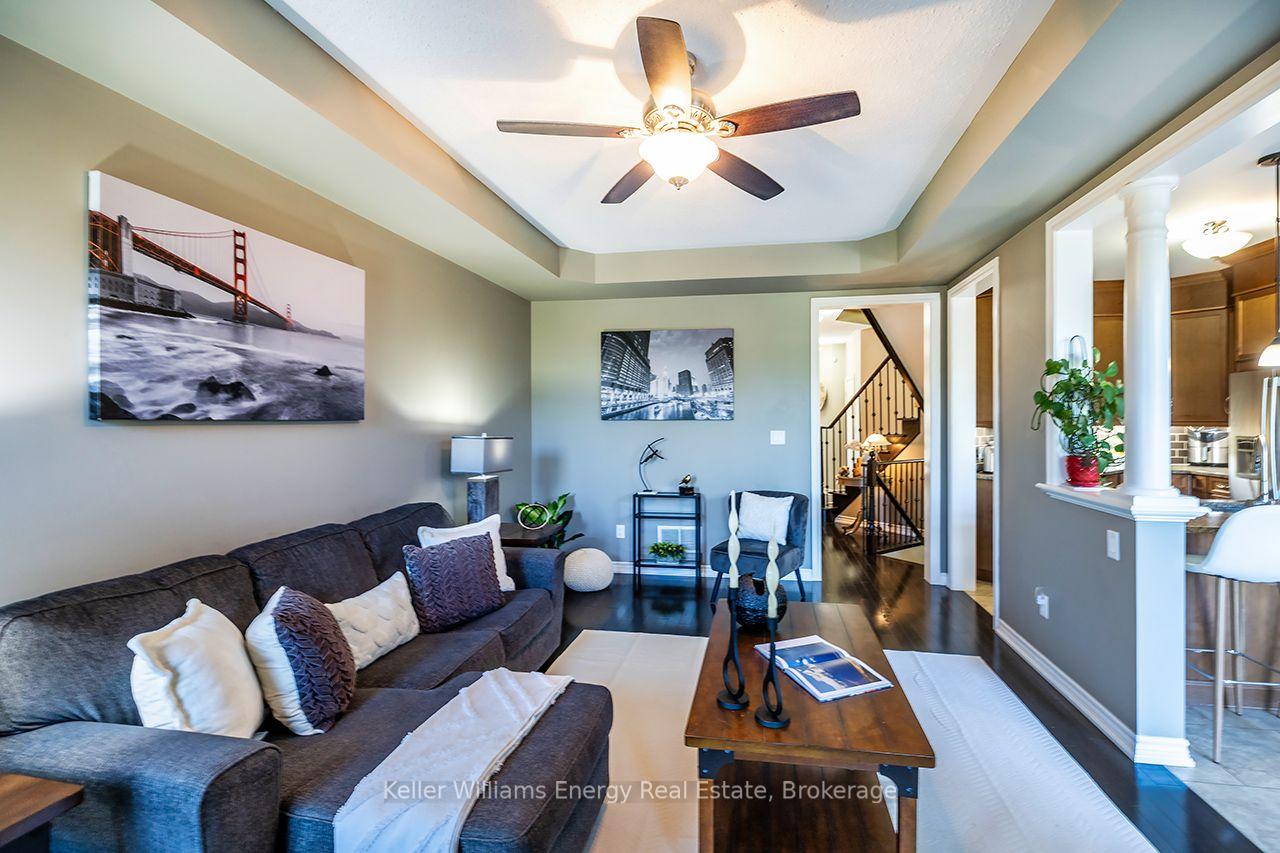 Photo 9 of 409 Harris Street, Whitby, Downtown Whitby — HOMEH