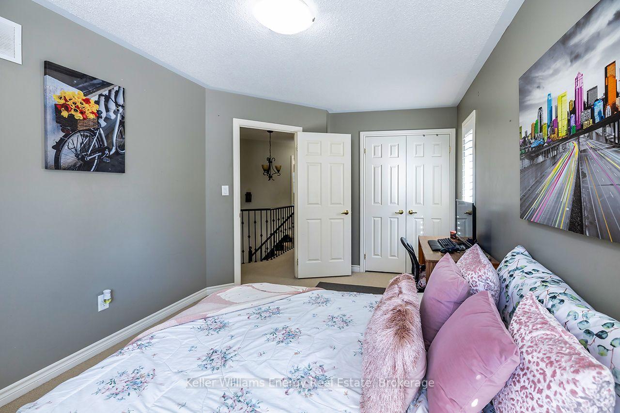 Photo 29 of 409 Harris Street, Whitby, Downtown Whitby — HOMEH