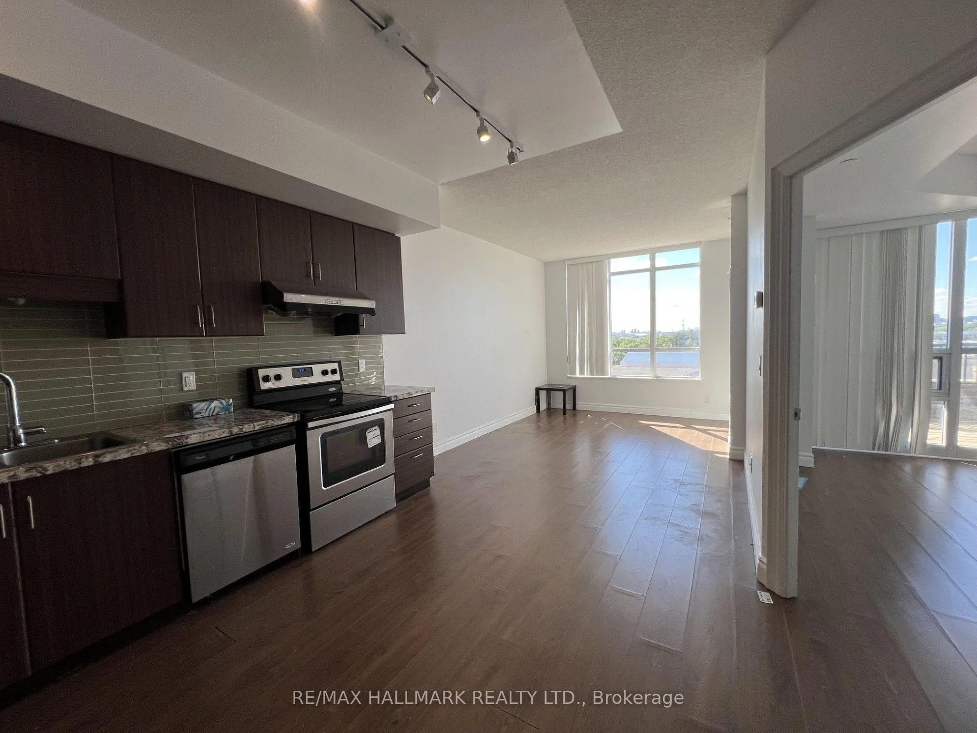 Photo 3 of Unit 815, 99 South Town Centre Boulevard, Markham, Unionville — HOMEH