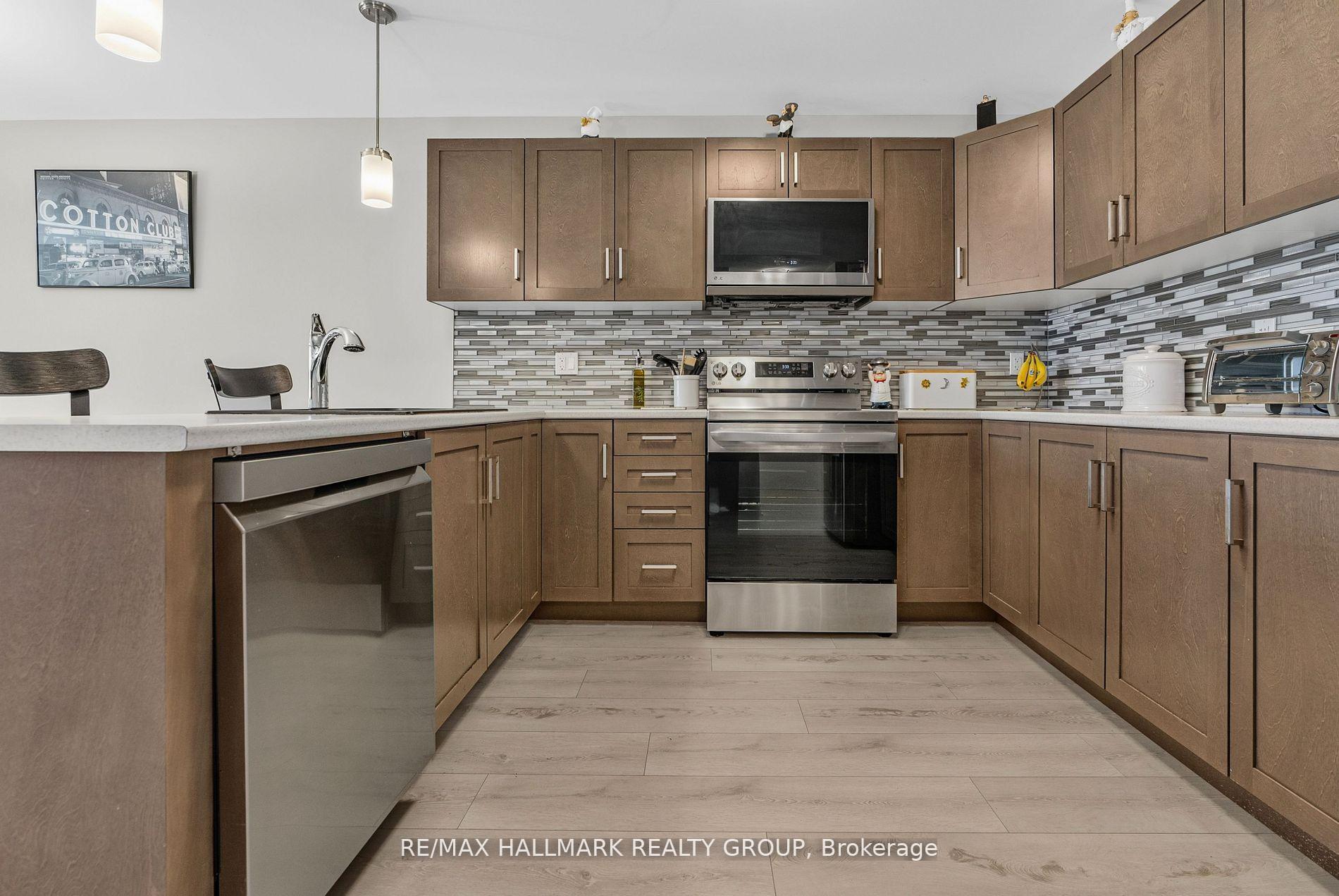 Photo 7 of 92 Seabert Drive, Arnprior, Arnprior — HOMEH