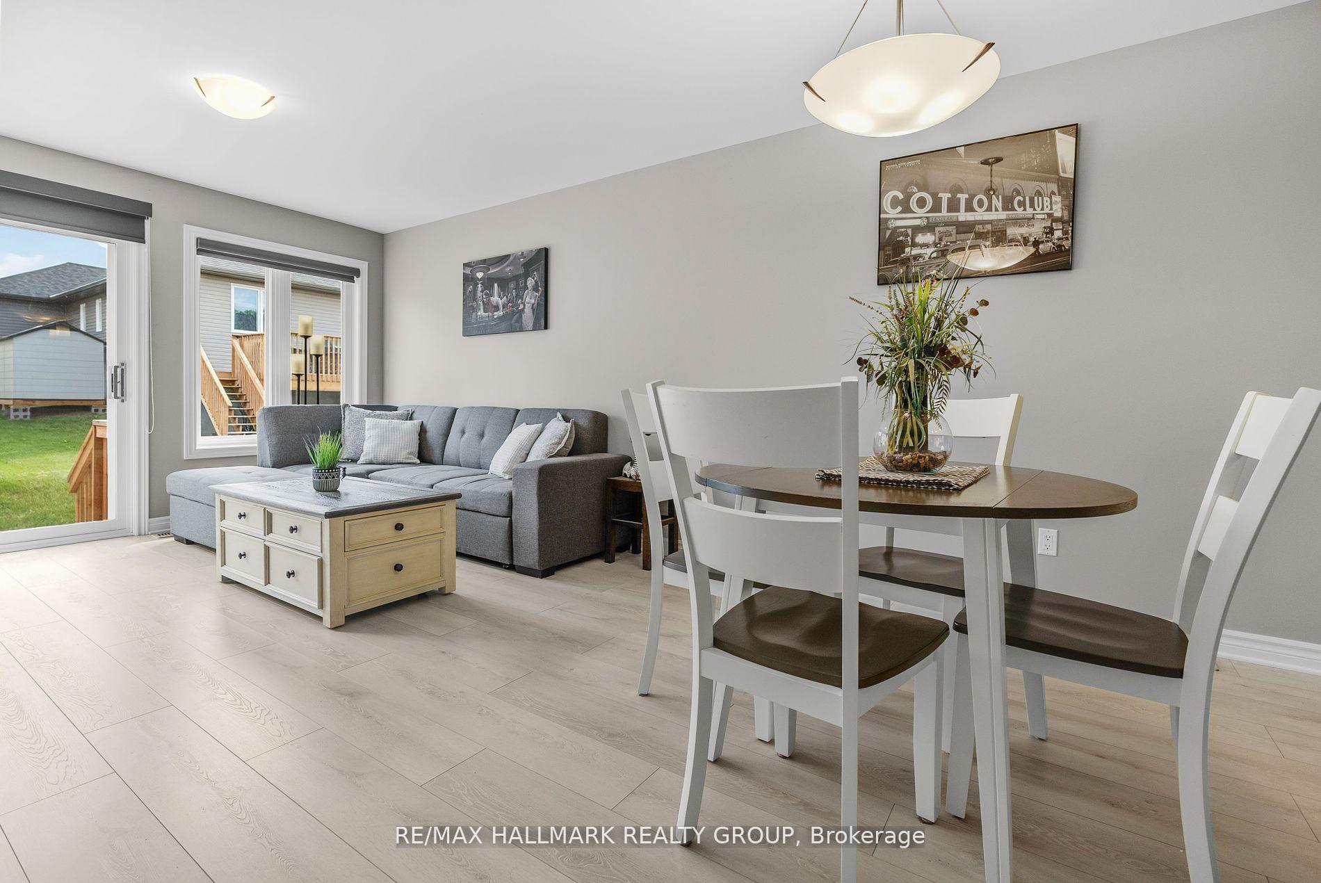 Photo 13 of 92 Seabert Drive, Arnprior, Arnprior — HOMEH