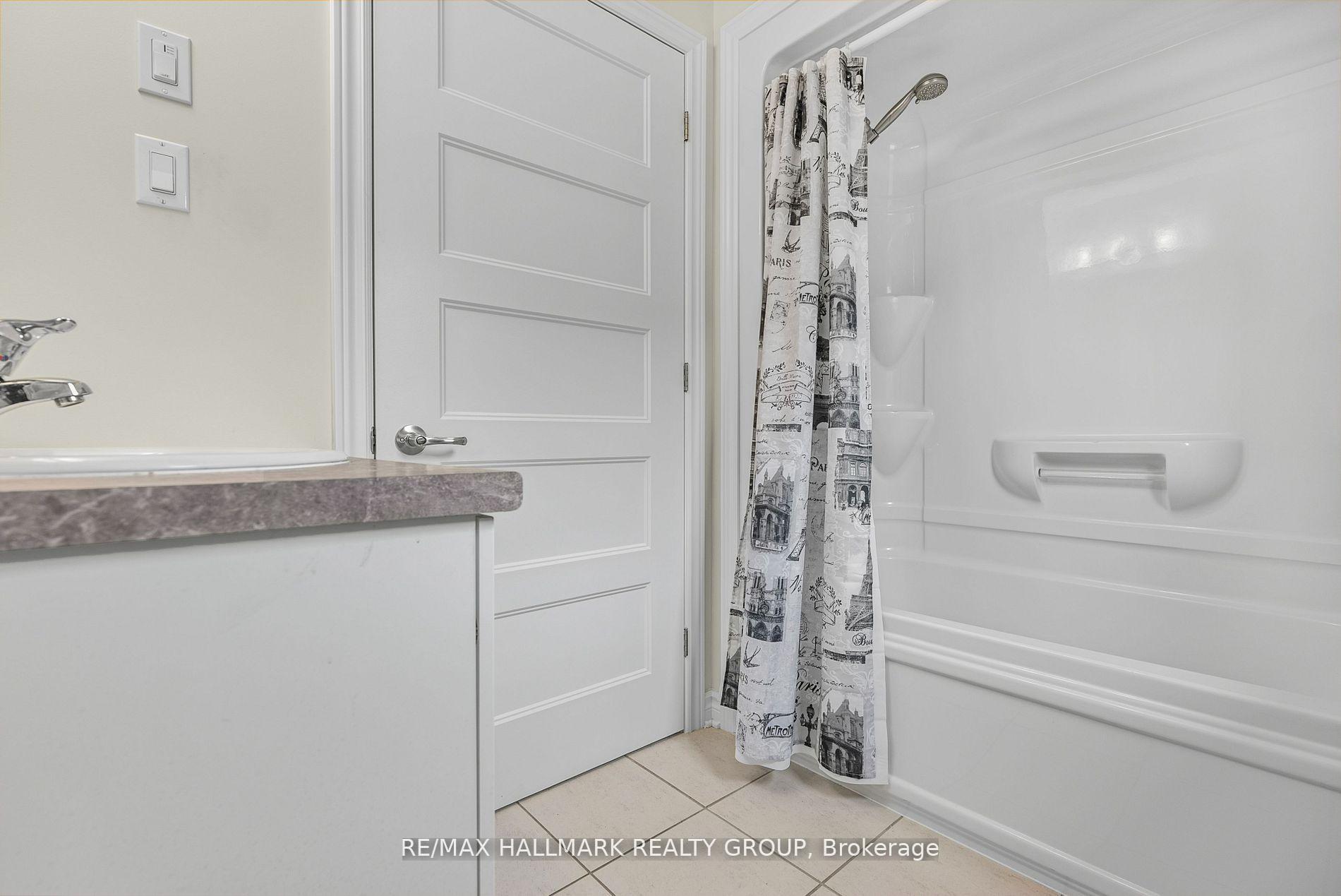 Photo 19 of 92 Seabert Drive, Arnprior, Arnprior — HOMEH