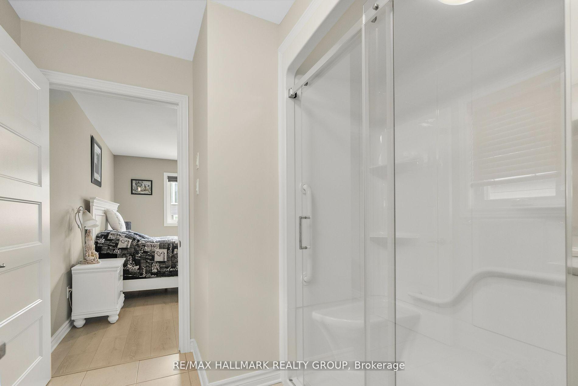Photo 28 of 92 Seabert Drive, Arnprior, Arnprior — HOMEH