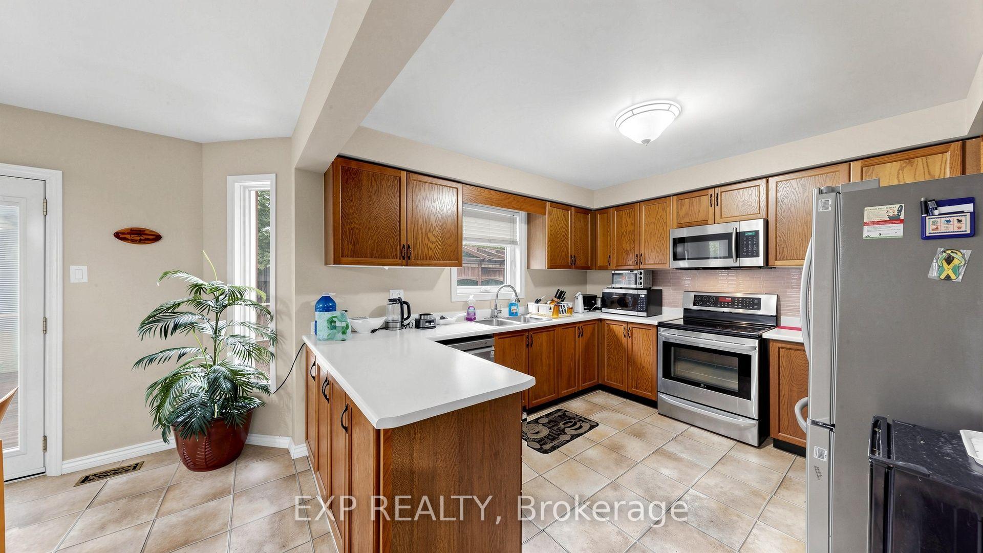 Photo 12 of 28 Hurlbut Place, Cambridge, Fiddlesticks — HOMEH
