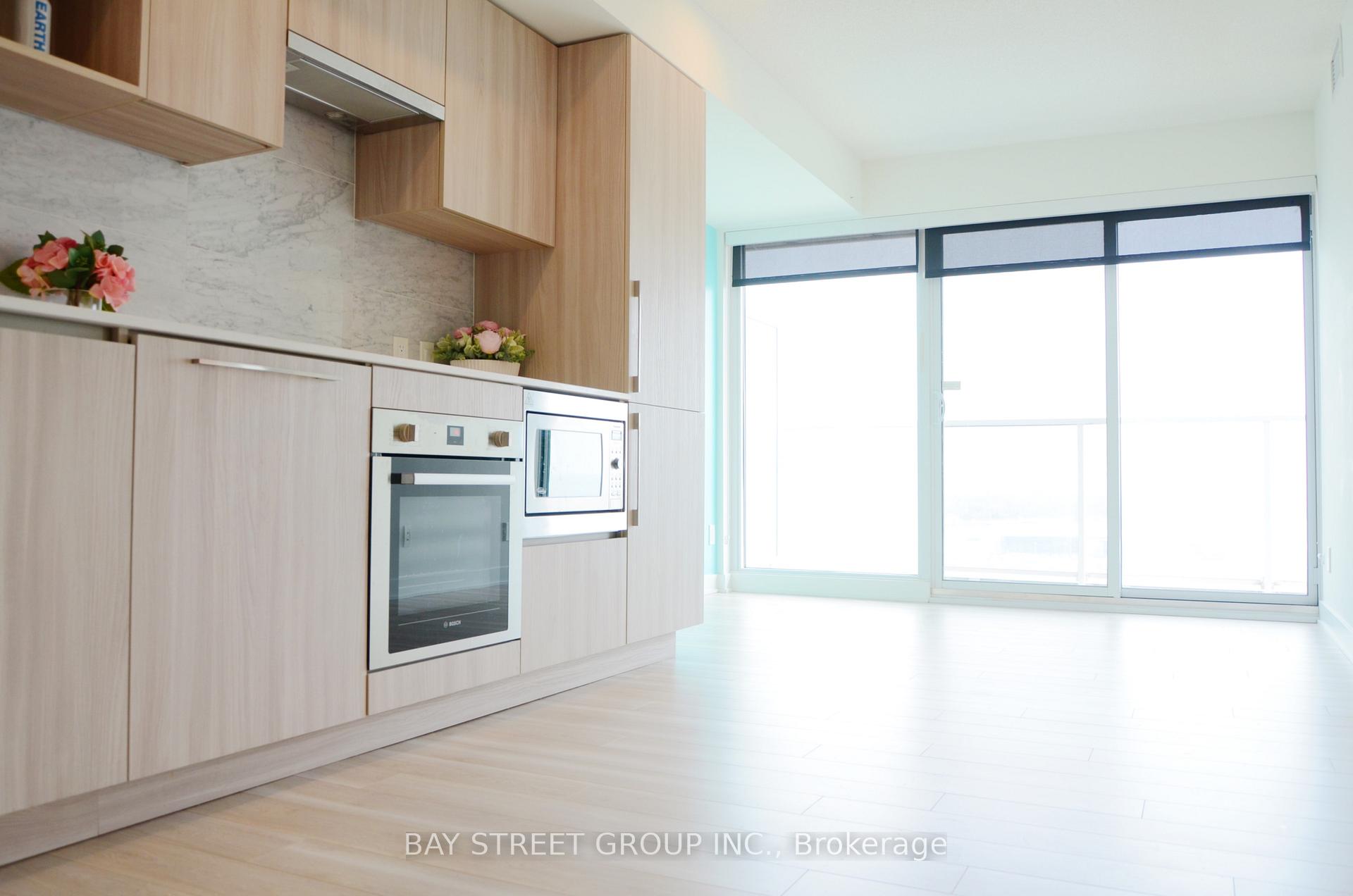 Photo 4 of Unit #1716, 17 Bathurst Street, Toronto, Waterfront Communities — HOMEH