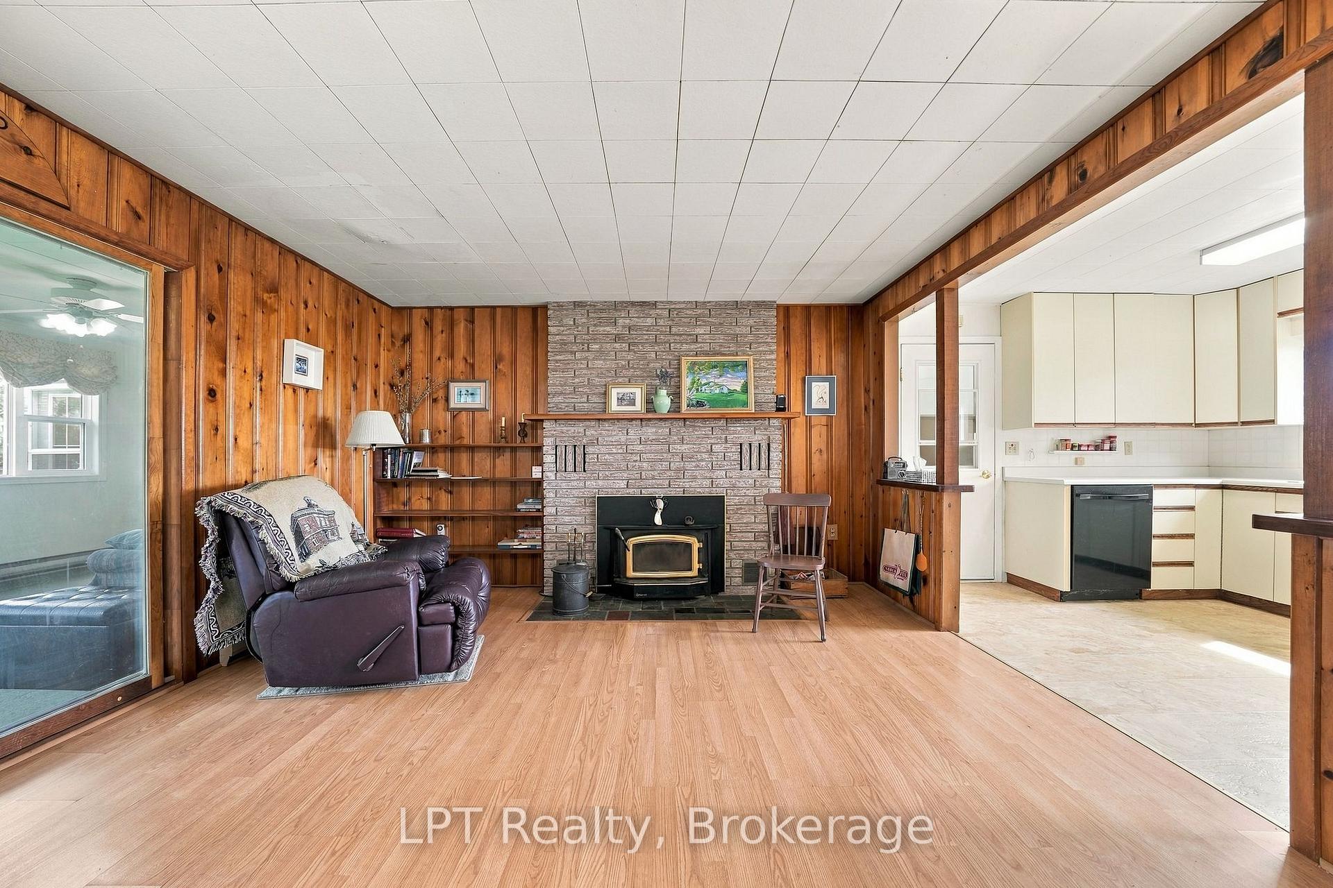 Photo 11 of 159 Point Pleasant Lane, Prince Edward County, North Marysburg Ward — HOMEH
