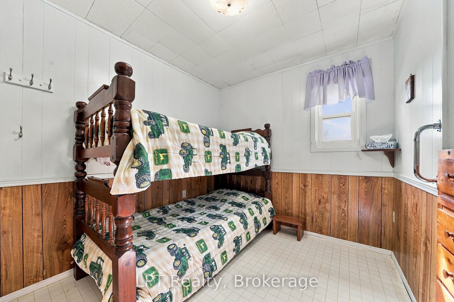 Photo 14 of 159 Point Pleasant Lane, Prince Edward County, North Marysburg Ward — HOMEH