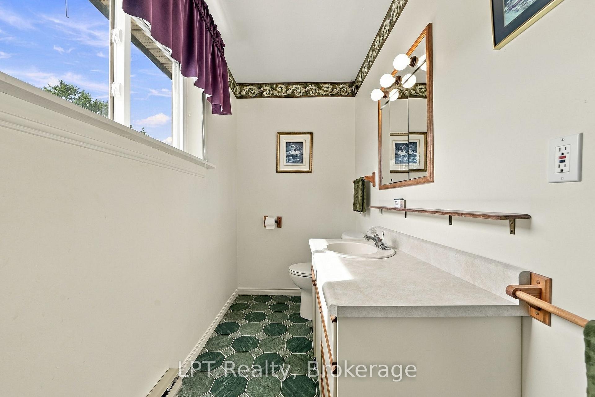 Photo 26 of 159 Point Pleasant Lane, Prince Edward County, North Marysburg Ward — HOMEH
