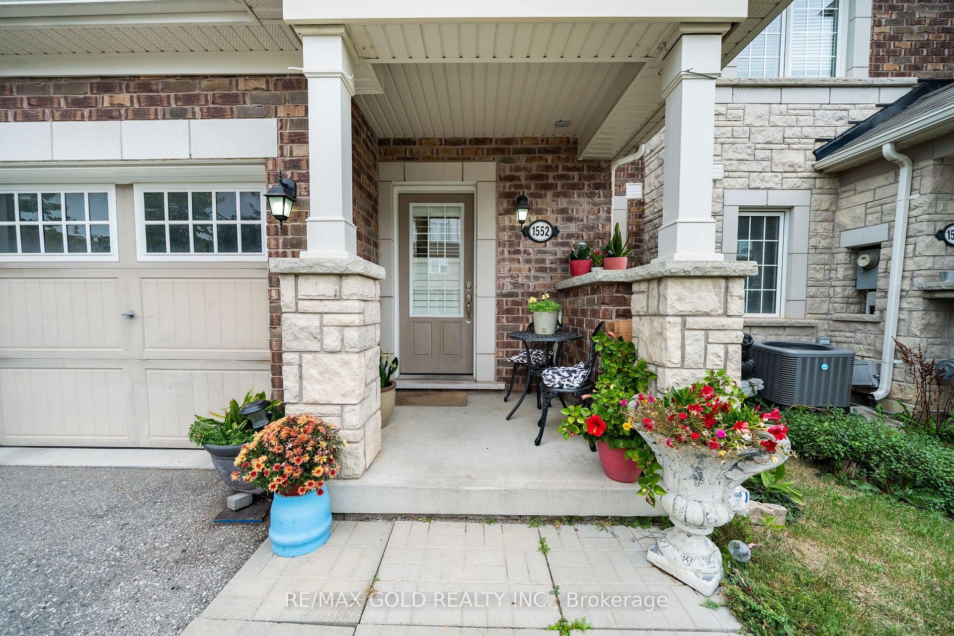 Photo 4 of 1552 Gainer Crescent, Milton, Clarke — HOMEH