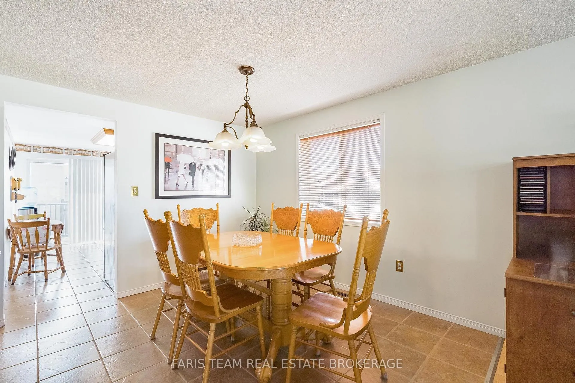 Photo 12 of 57 Wessenger Drive, Barrie, Holly — HOMEH