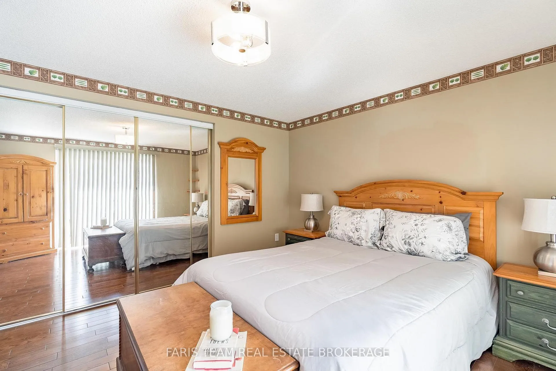 Photo 17 of 57 Wessenger Drive, Barrie, Holly — HOMEH