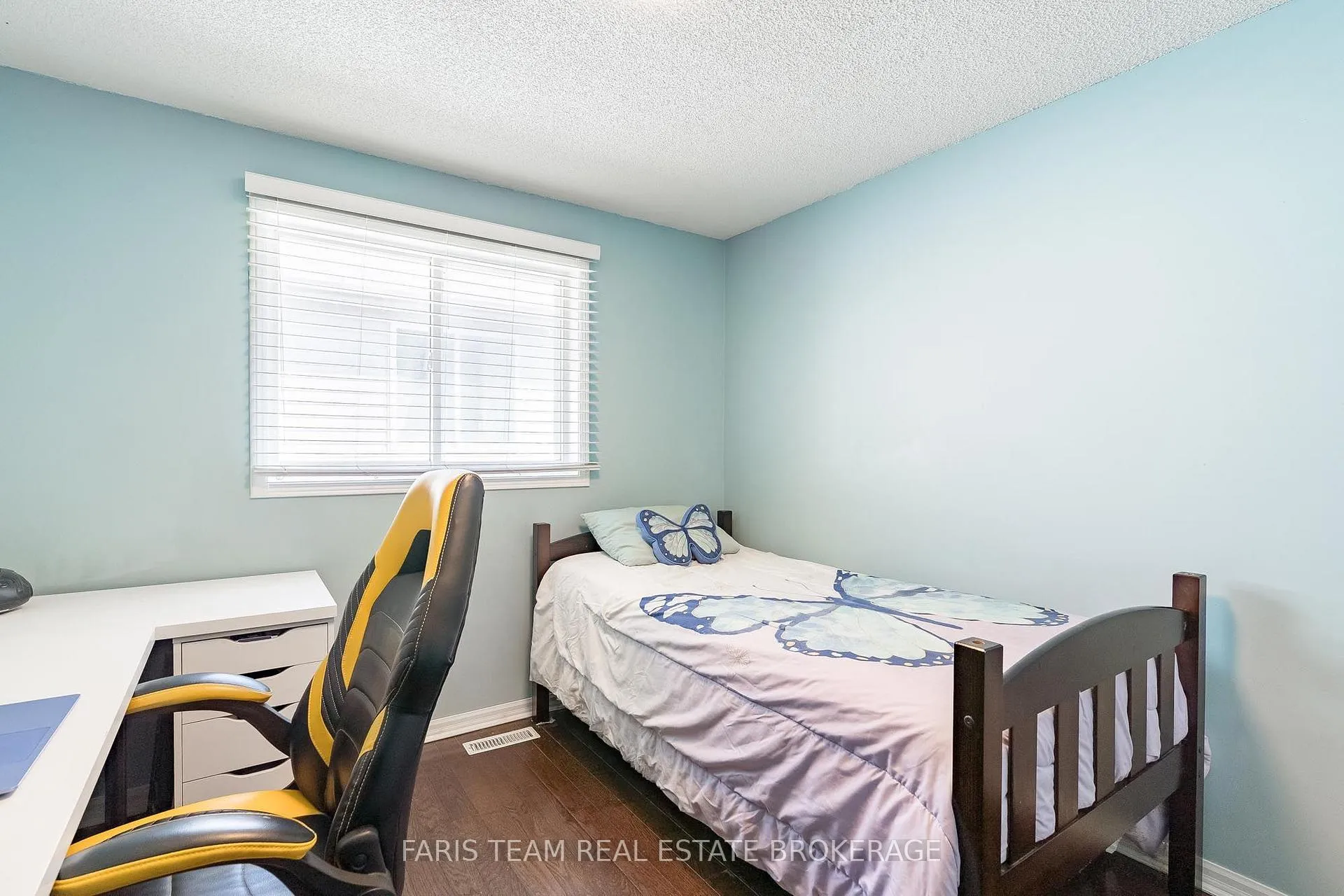 Photo 20 of 57 Wessenger Drive, Barrie, Holly — HOMEH