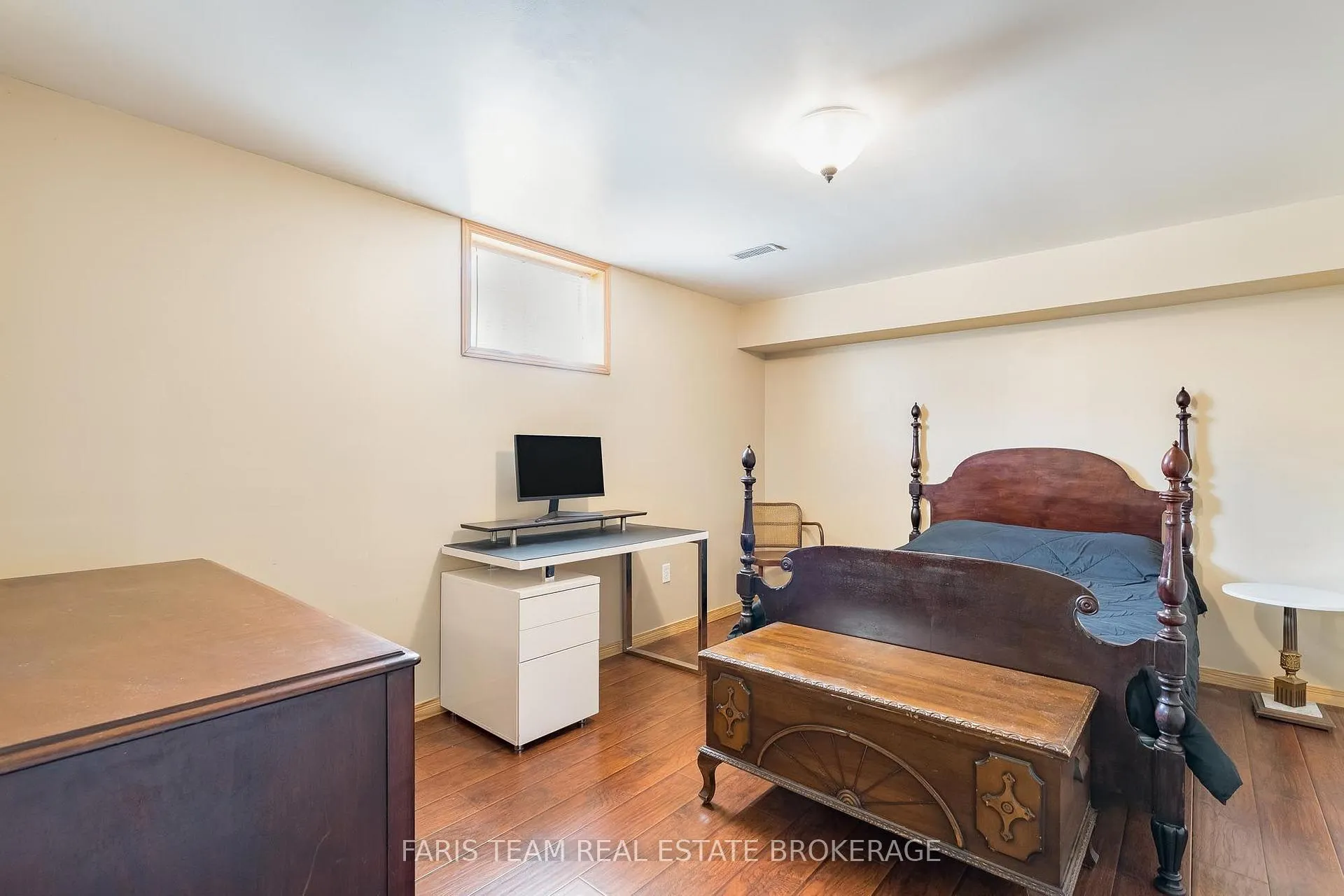 Photo 31 of 57 Wessenger Drive, Barrie, Holly — HOMEH