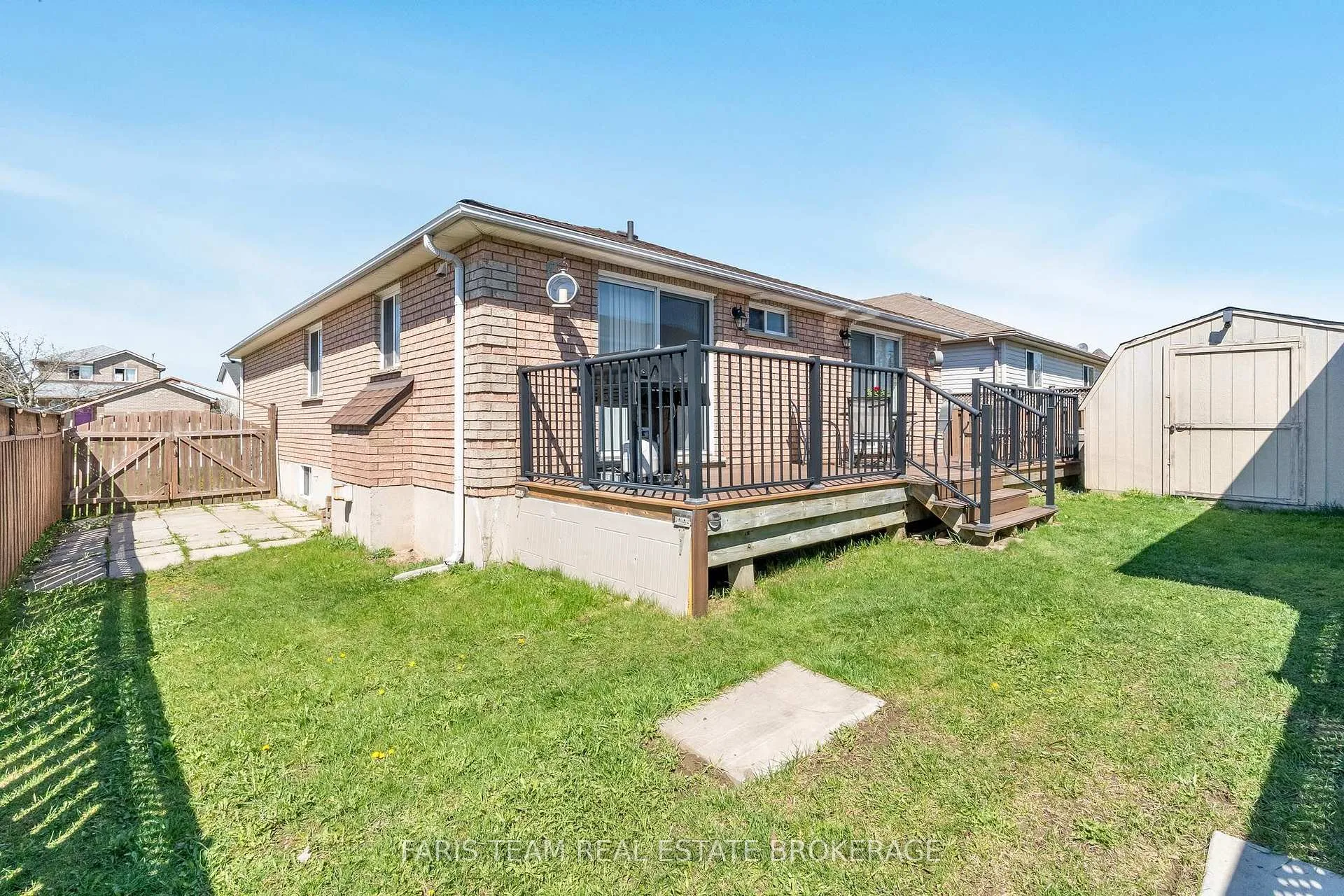 Photo 38 of 57 Wessenger Drive, Barrie, Holly — HOMEH