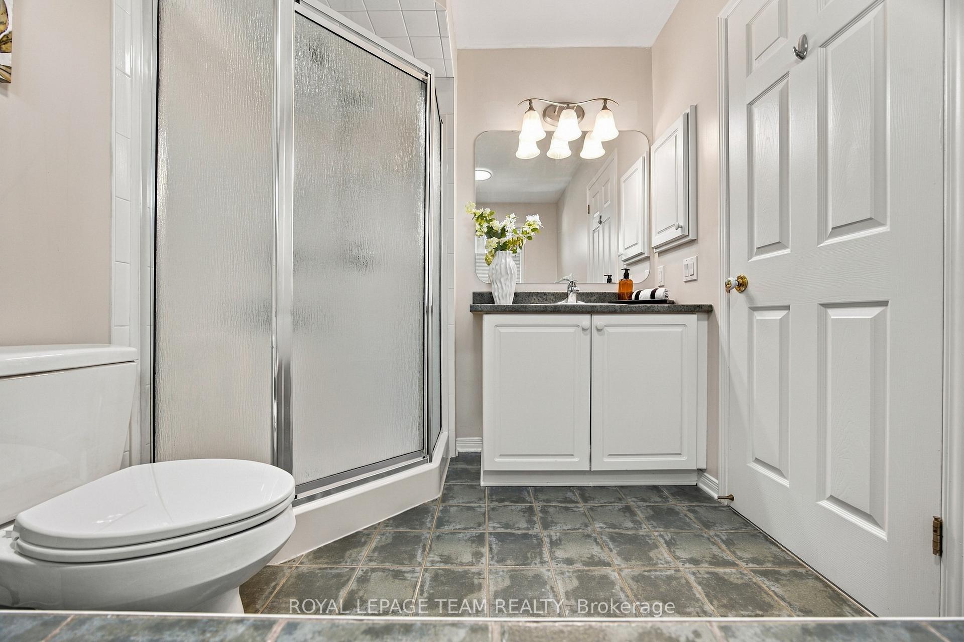 Photo 66 of 135 Gatespark Private, Ottawa, Kanata - Kanata Lakes/Heritage Hills — HOMEH