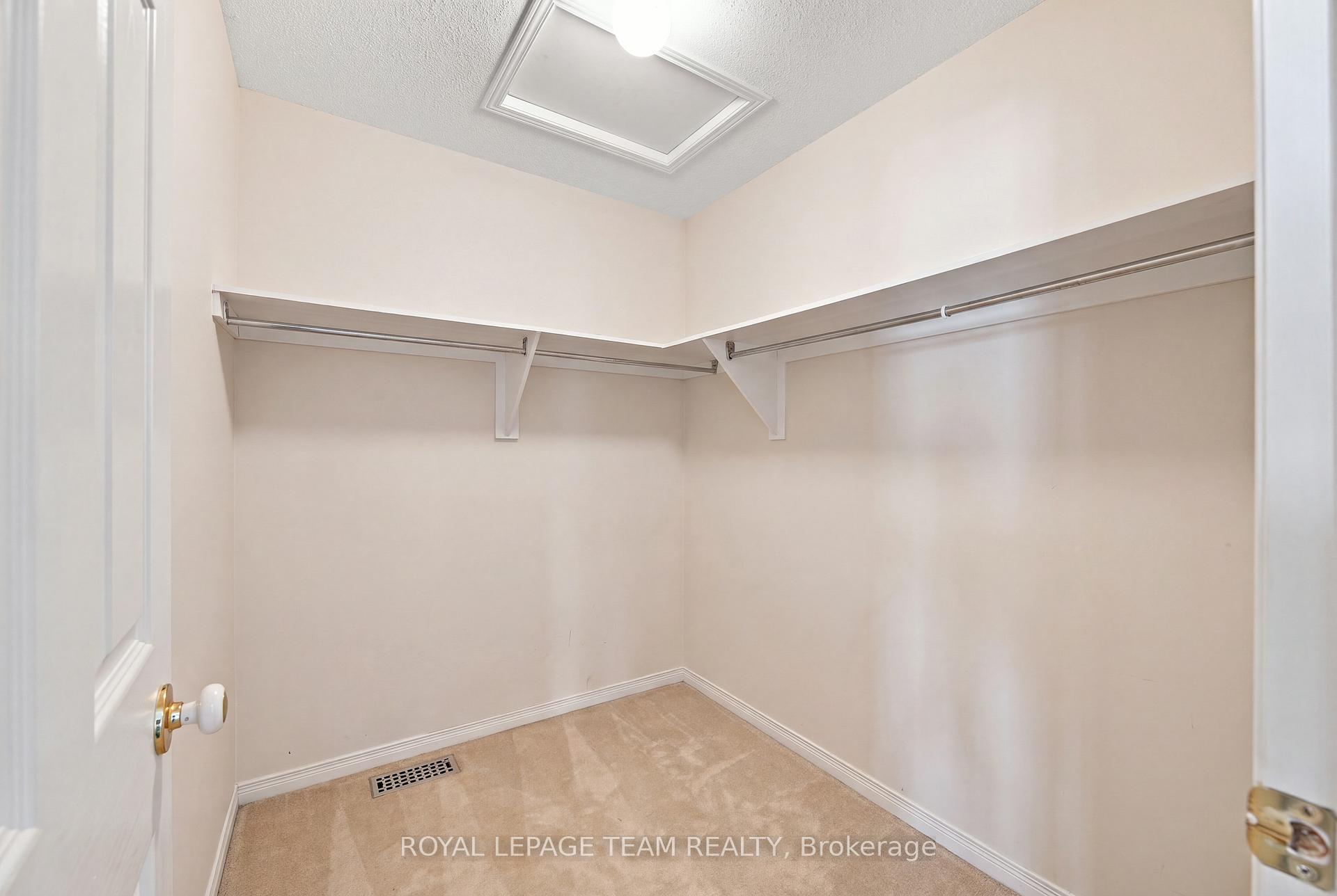 Photo 70 of 135 Gatespark Private, Ottawa, Kanata - Kanata Lakes/Heritage Hills — HOMEH