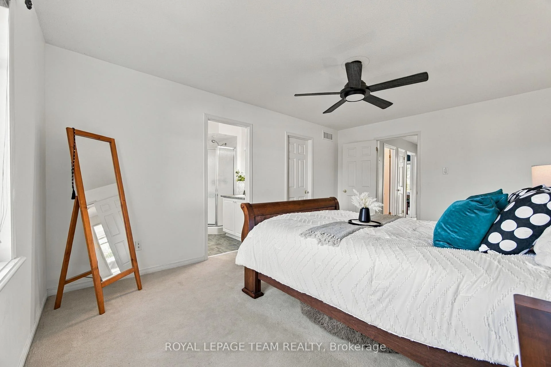 Photo 76 of 135 Gatespark Private, Ottawa, Kanata - Kanata Lakes/Heritage Hills — HOMEH