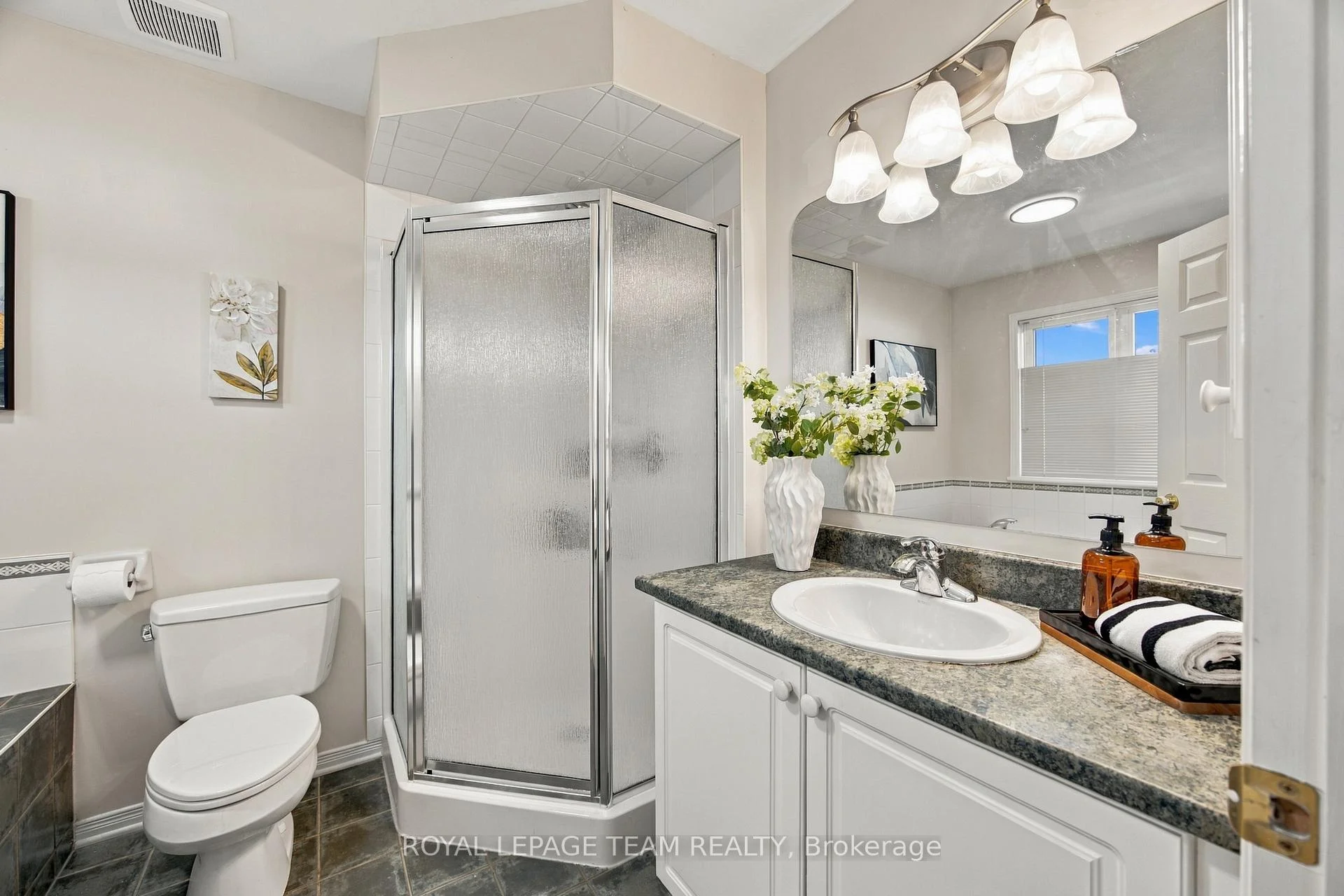 Photo 80 of 135 Gatespark Private, Ottawa, Kanata - Kanata Lakes/Heritage Hills — HOMEH