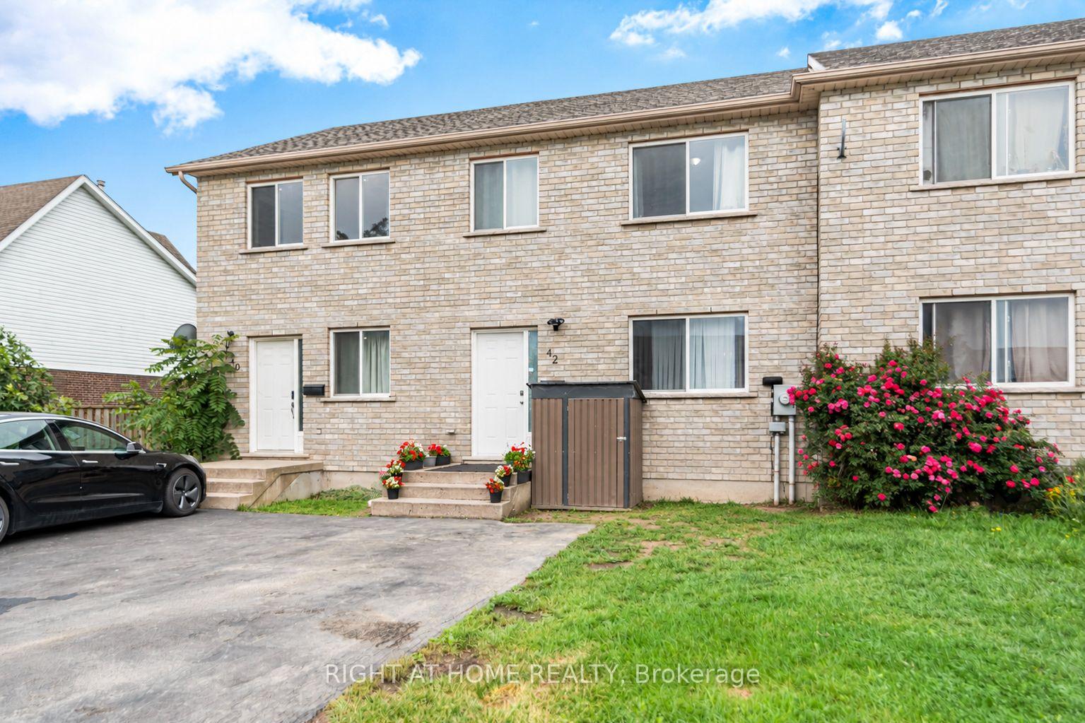 Photo 2 of 42 Saturn Road, Port Colborne, Main Street — HOMEH