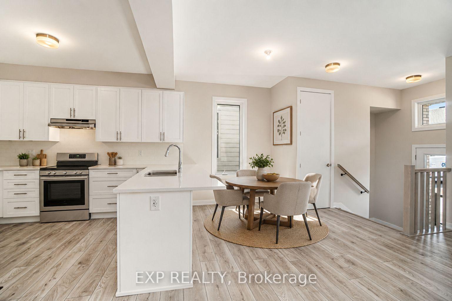 Photo 4 of 131 Beebalm Crescent, Ottawa, Barrhaven - Half Moon Bay — HOMEH