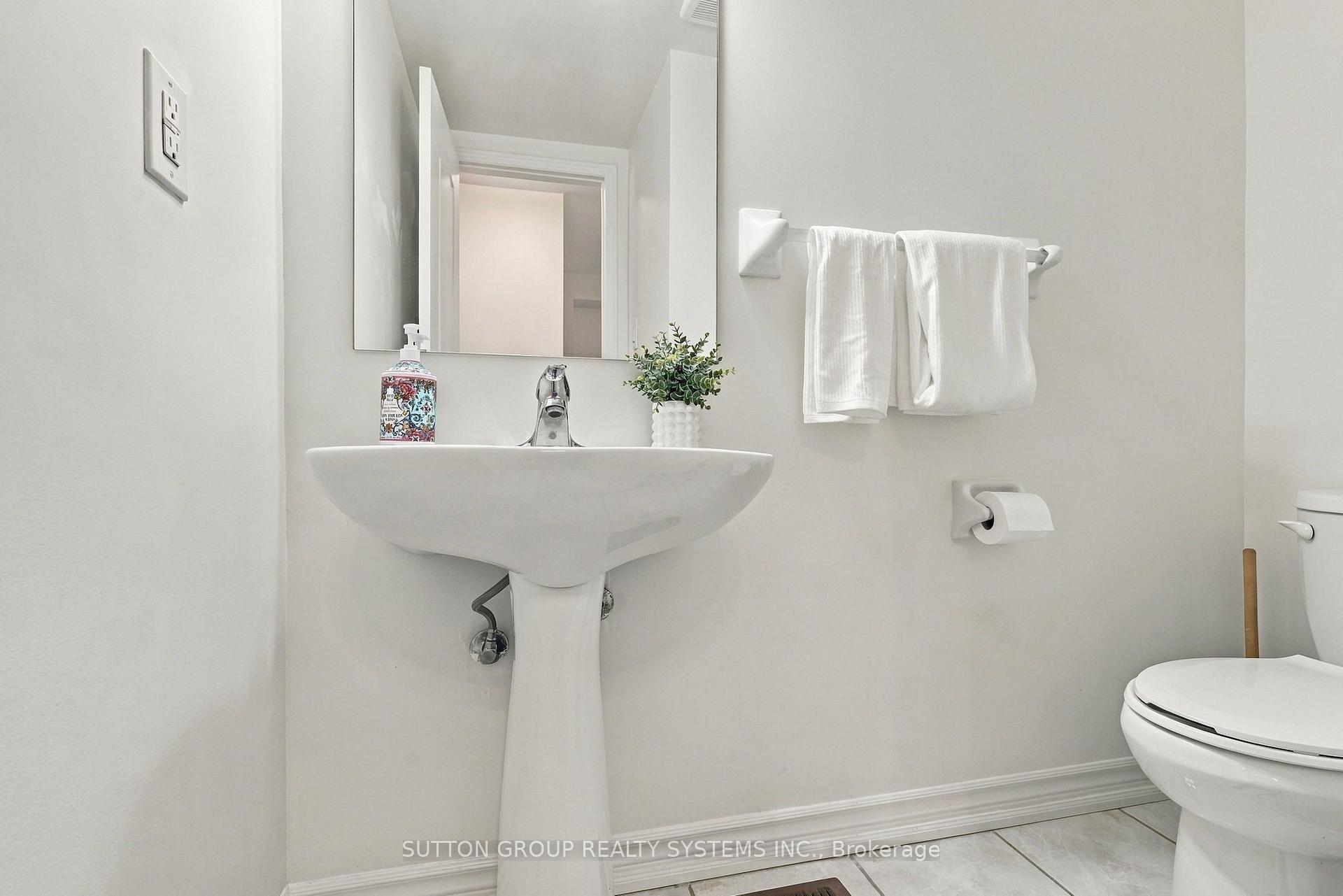 Photo 10 of 120 Tarragona Boulevard, Toronto, Junction Area — HOMEH