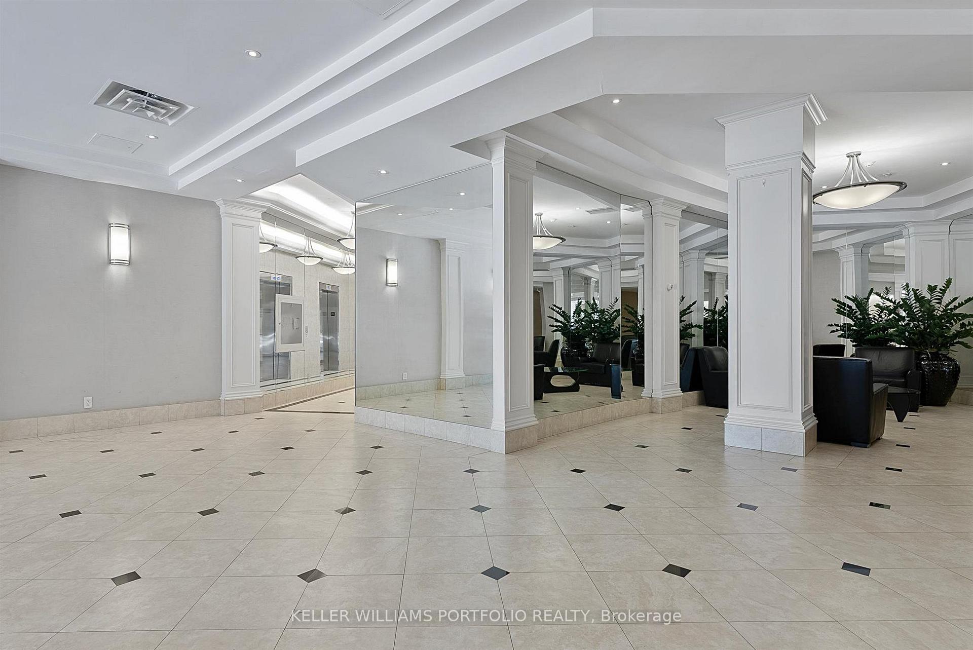 Photo 4 of Unit 1111, 801 King Street W, Toronto, Niagara — HOMEH