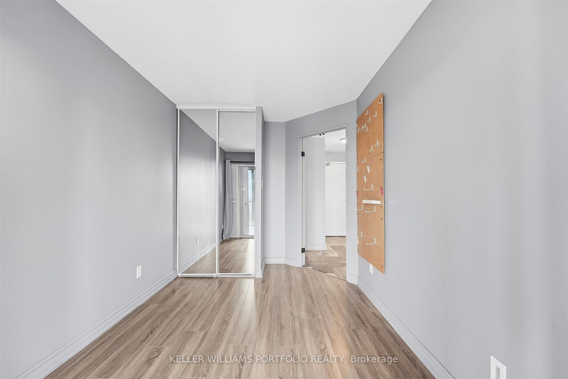 Photo 22 of Unit 1111, 801 King Street W, Toronto, Niagara — HOMEH